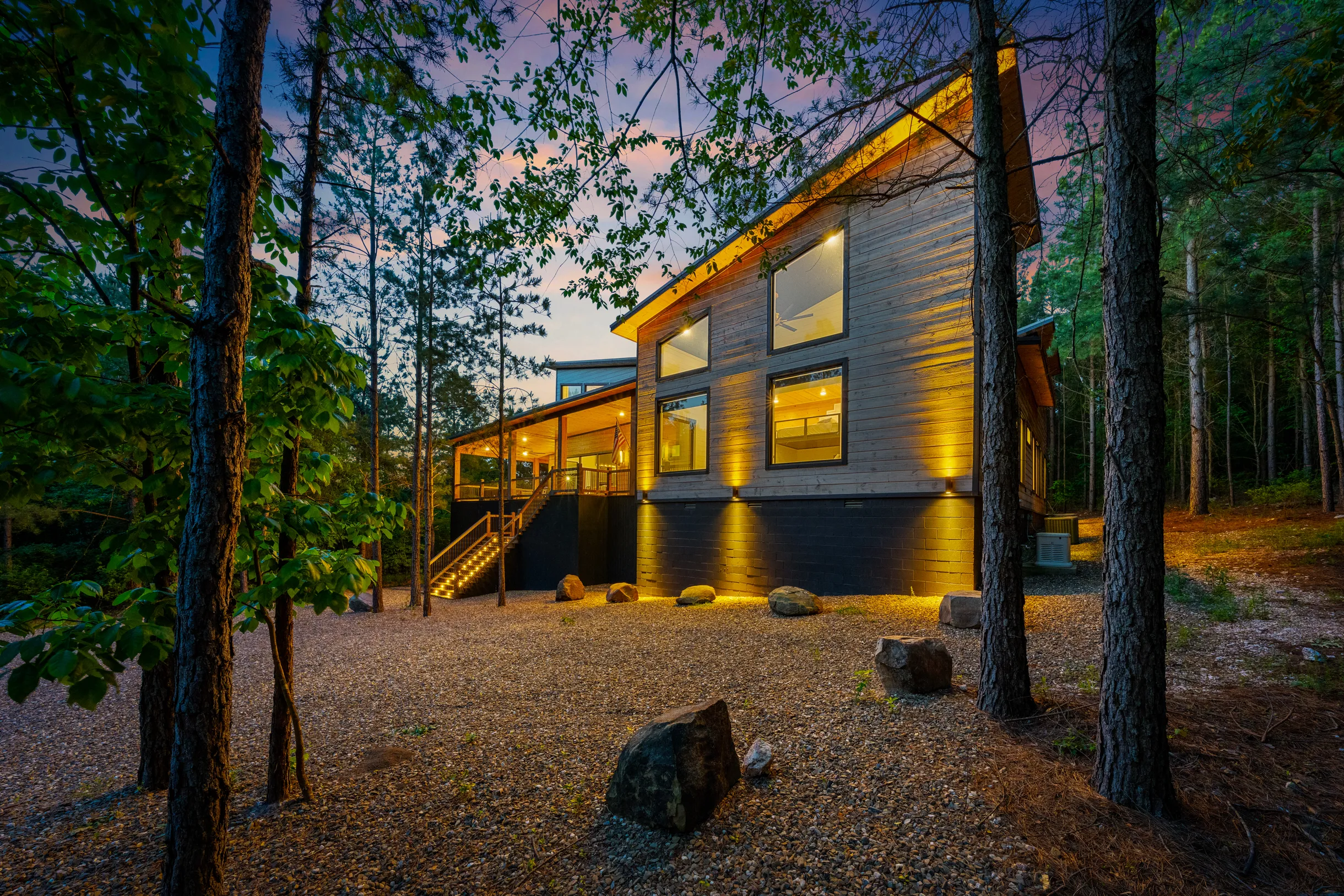 Wander Broken Bow Glow #66