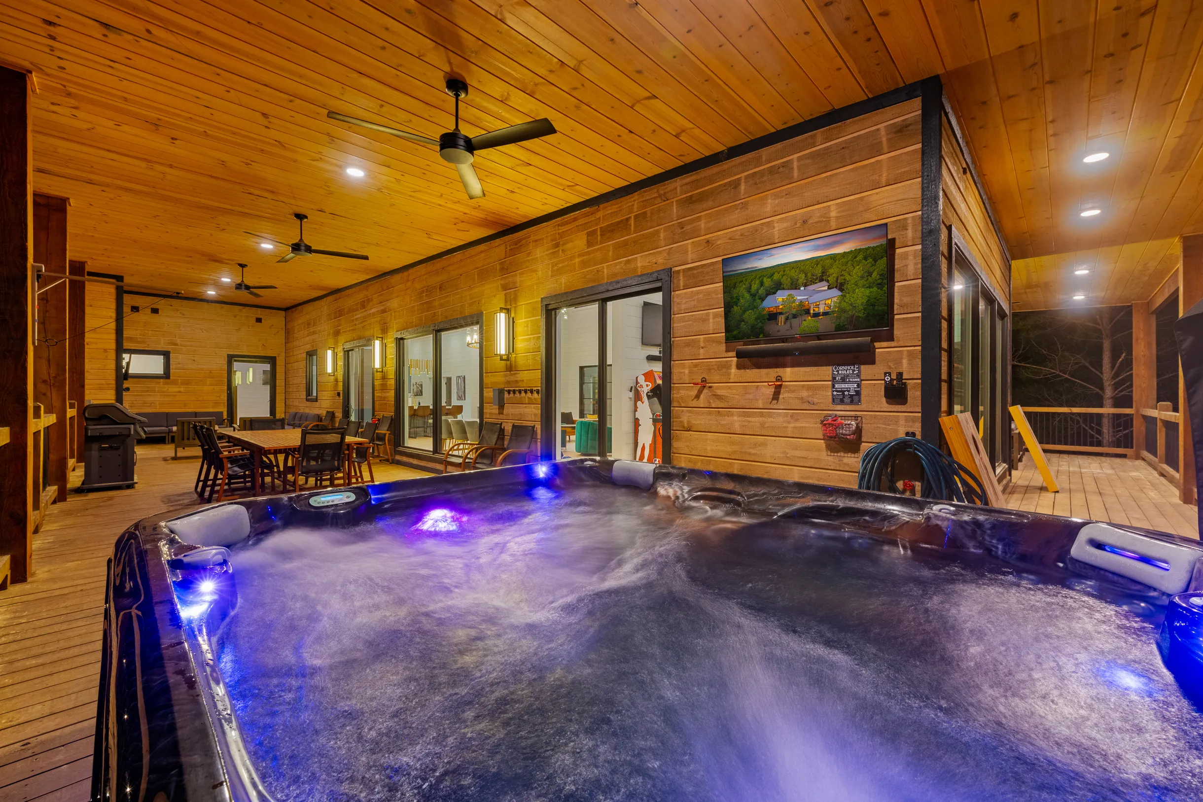 Wander Broken Bow Glow #51