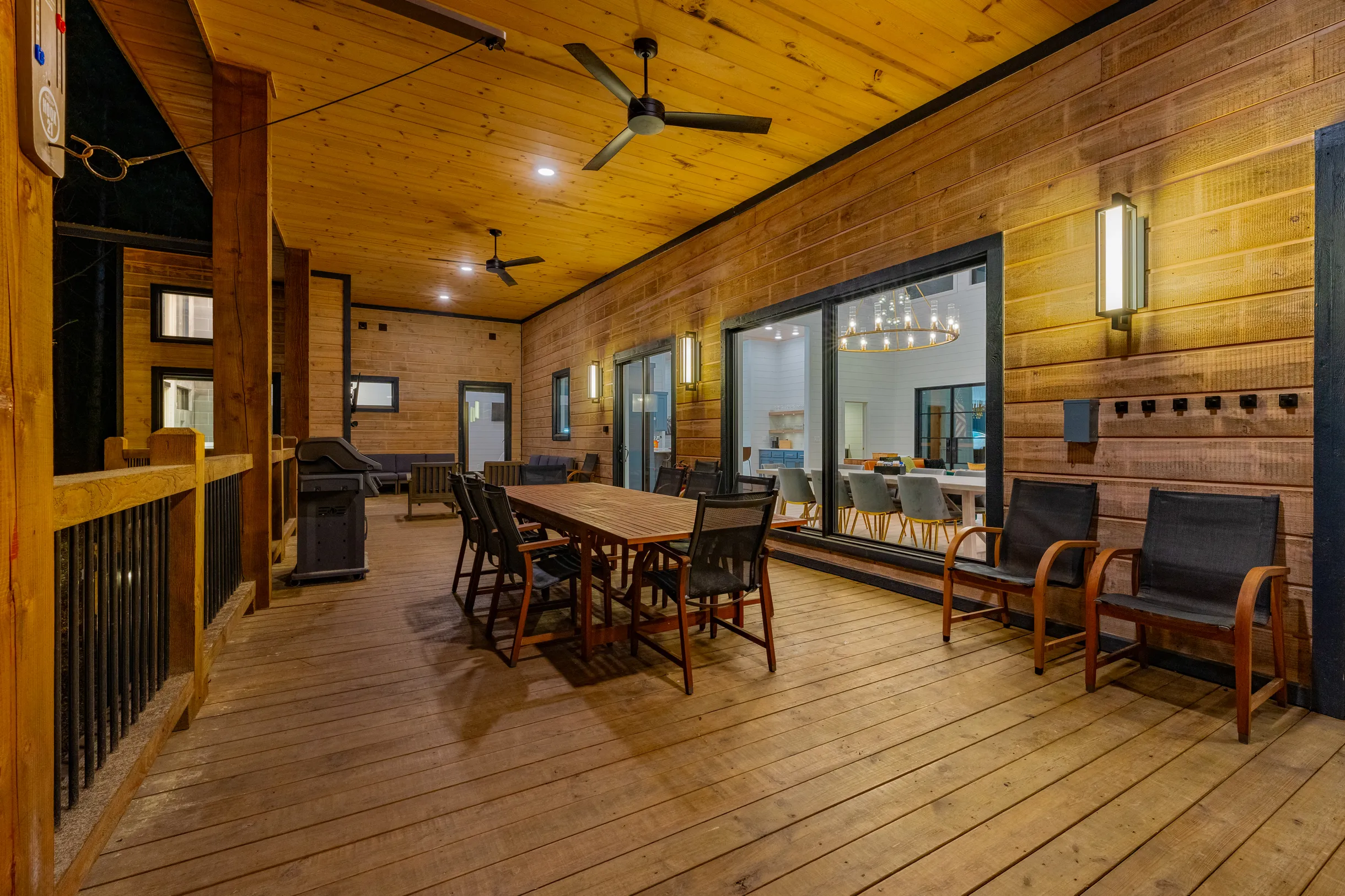 Wander Broken Bow Glow #120