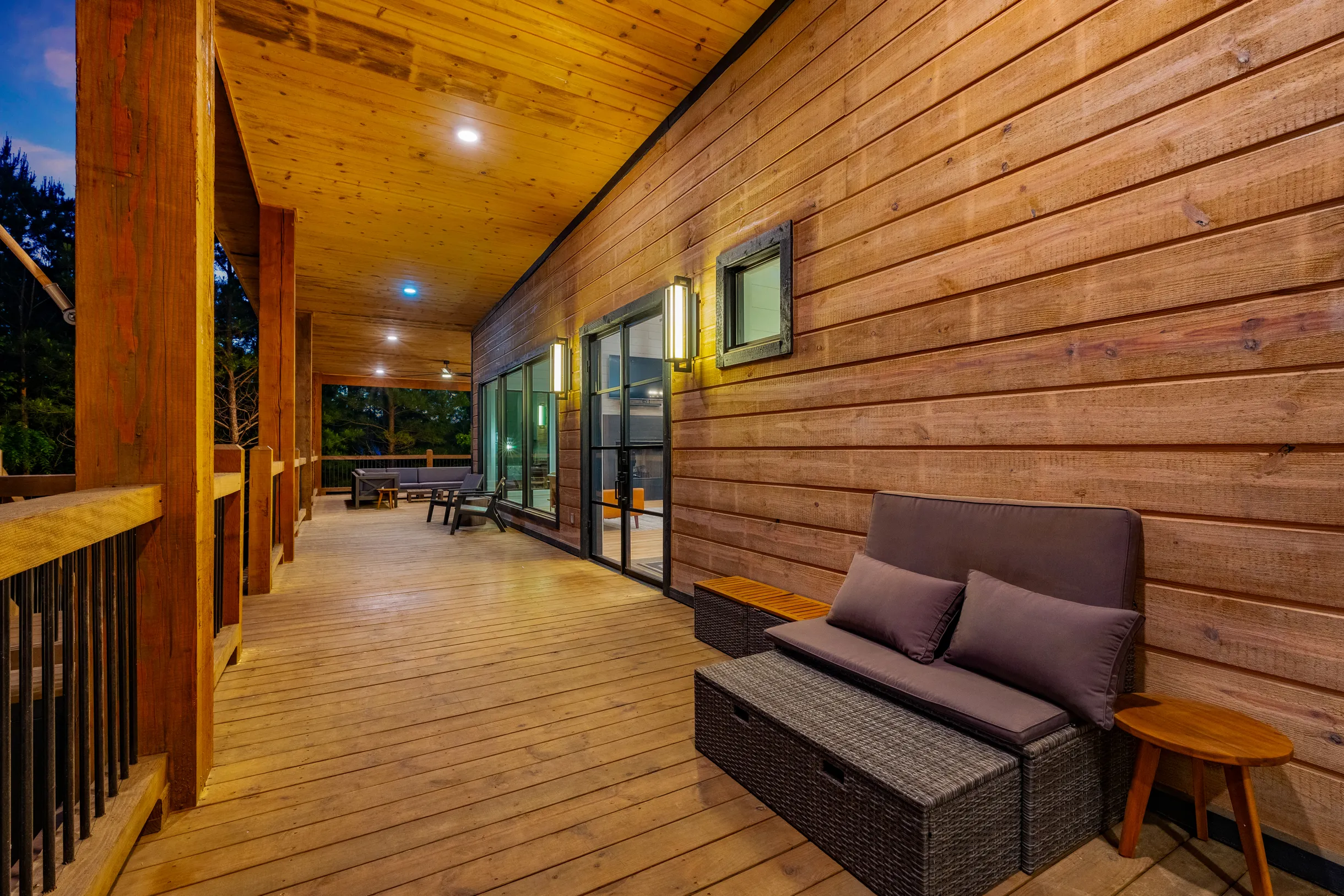 Wander Broken Bow Glow #123