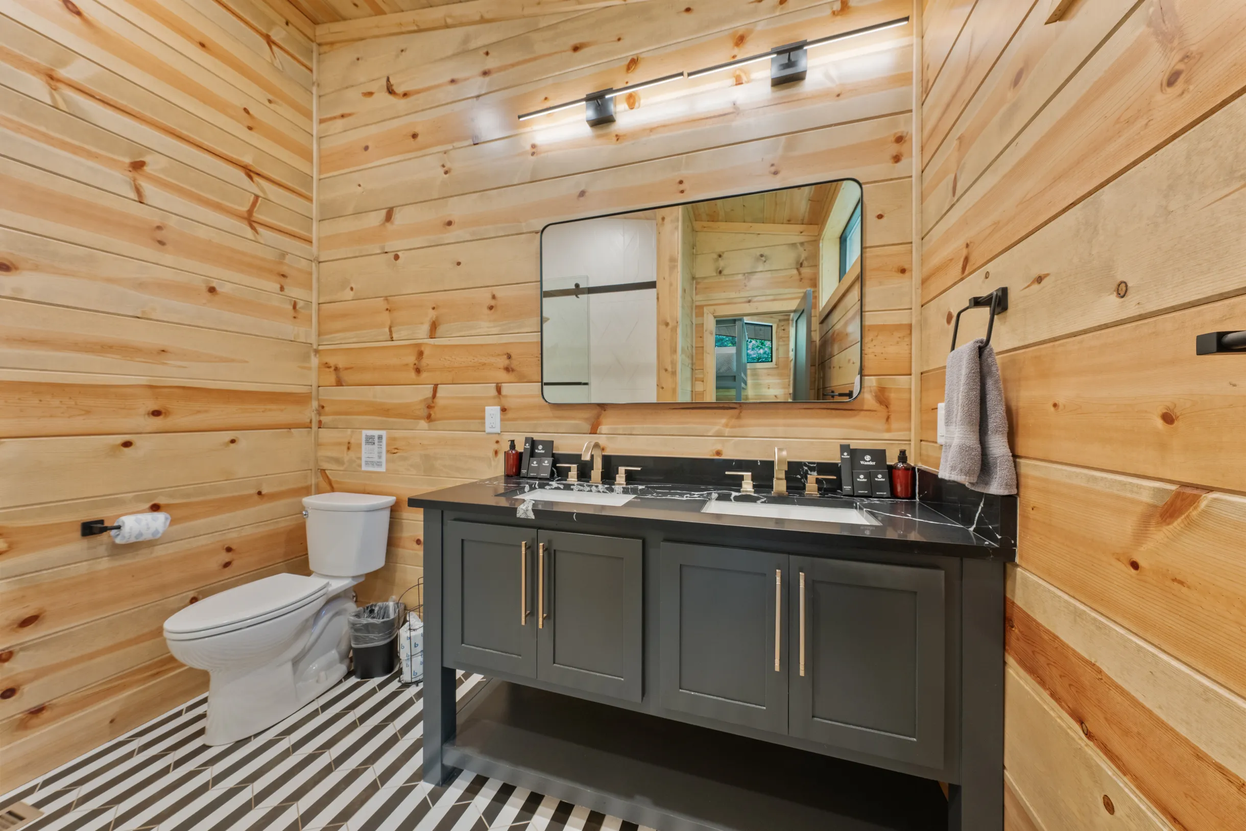 Wander Broken Bow Zephyr #31