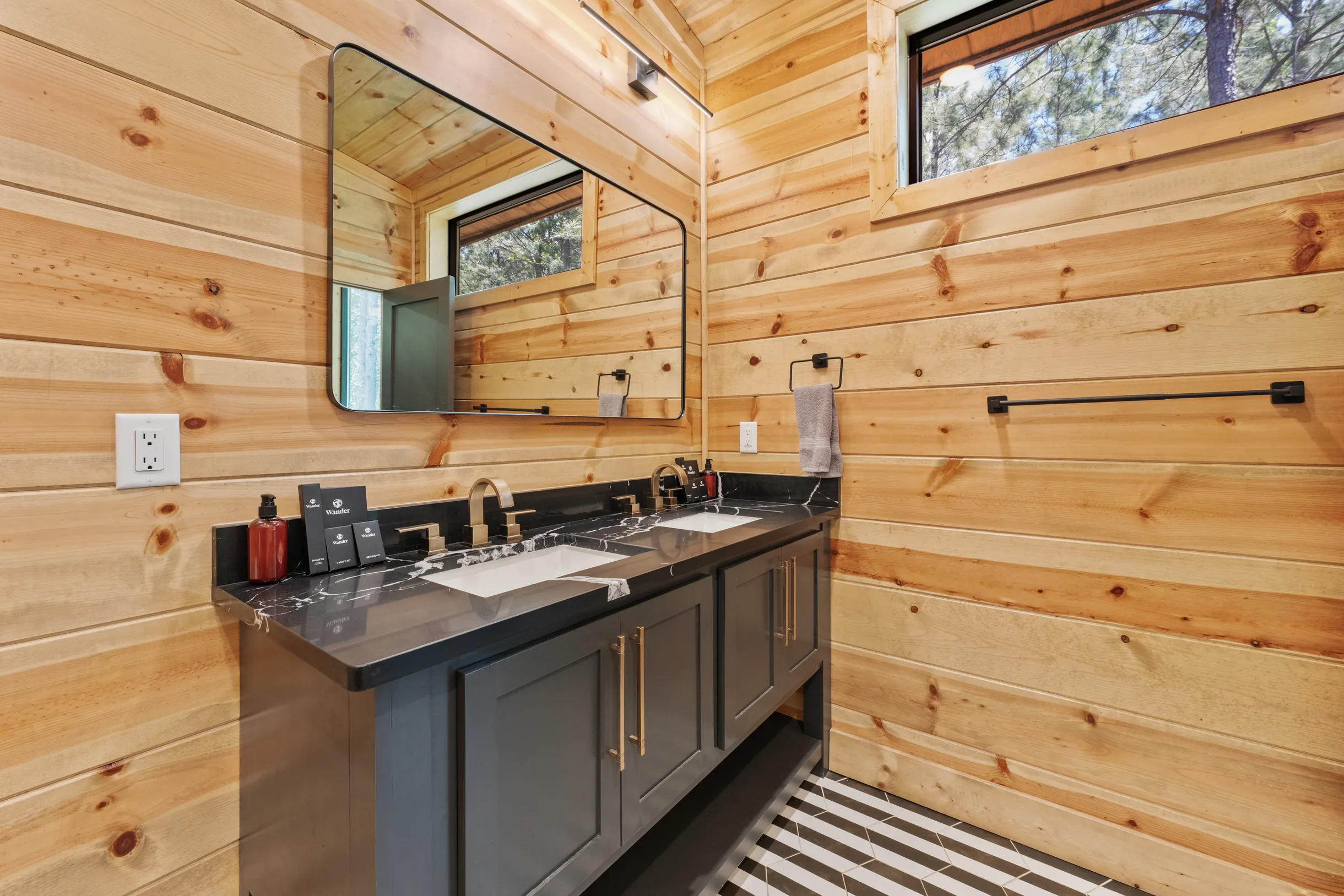 Wander Broken Bow Zephyr #46