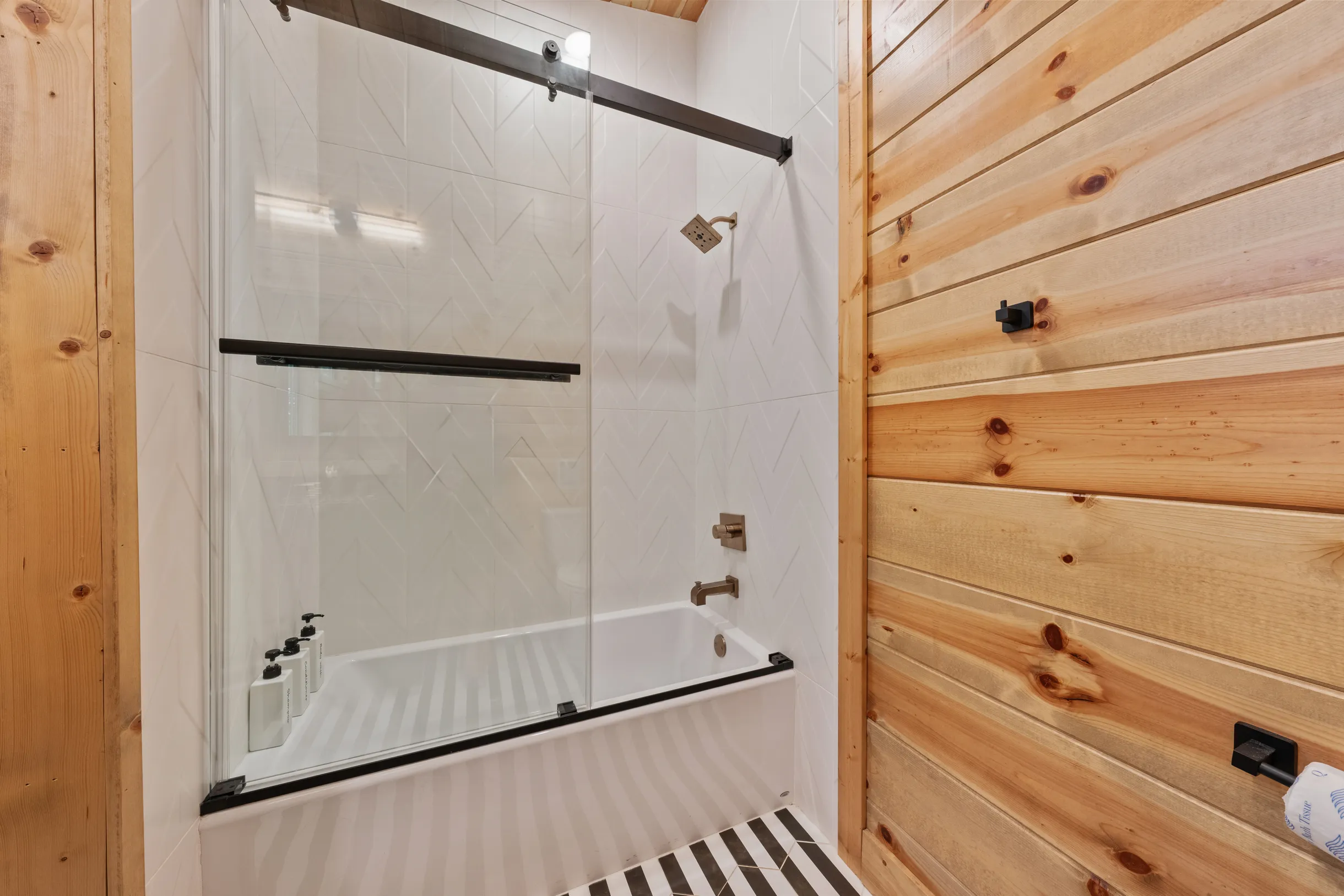 Wander Broken Bow Zephyr #79