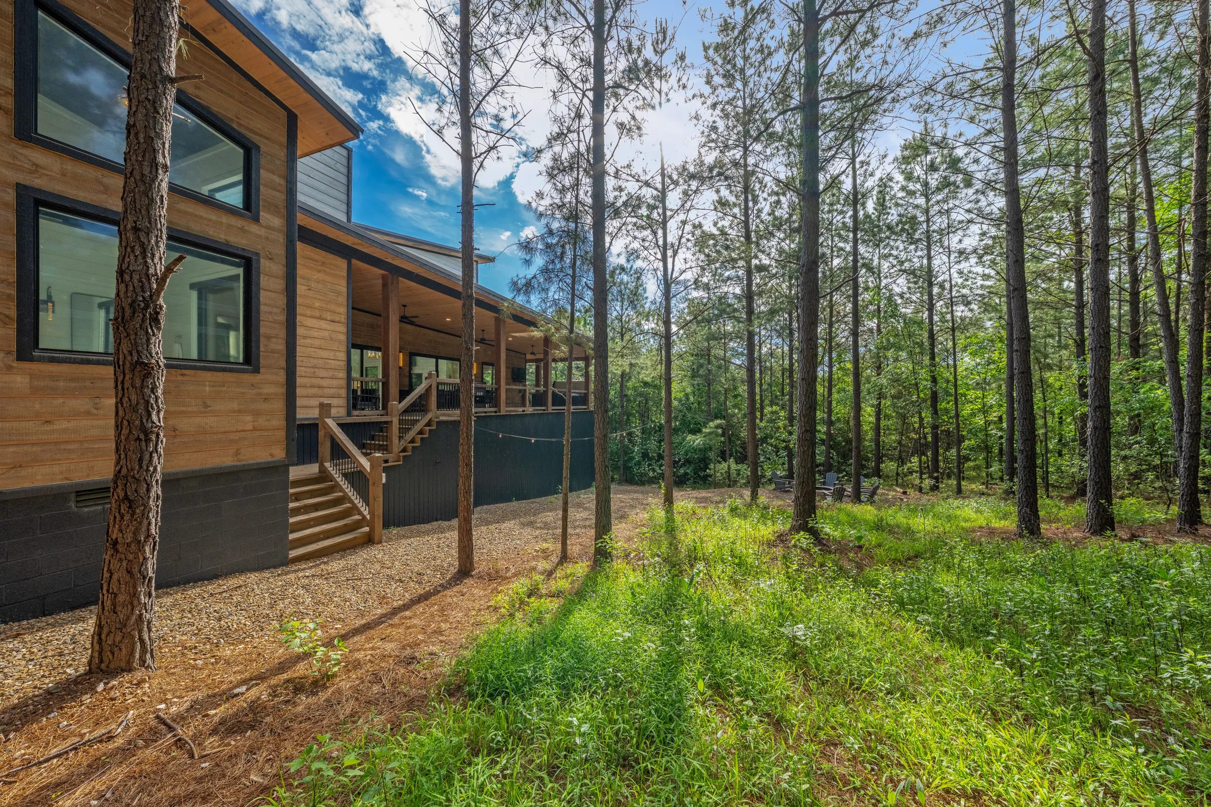 Wander Broken Bow Glow #99