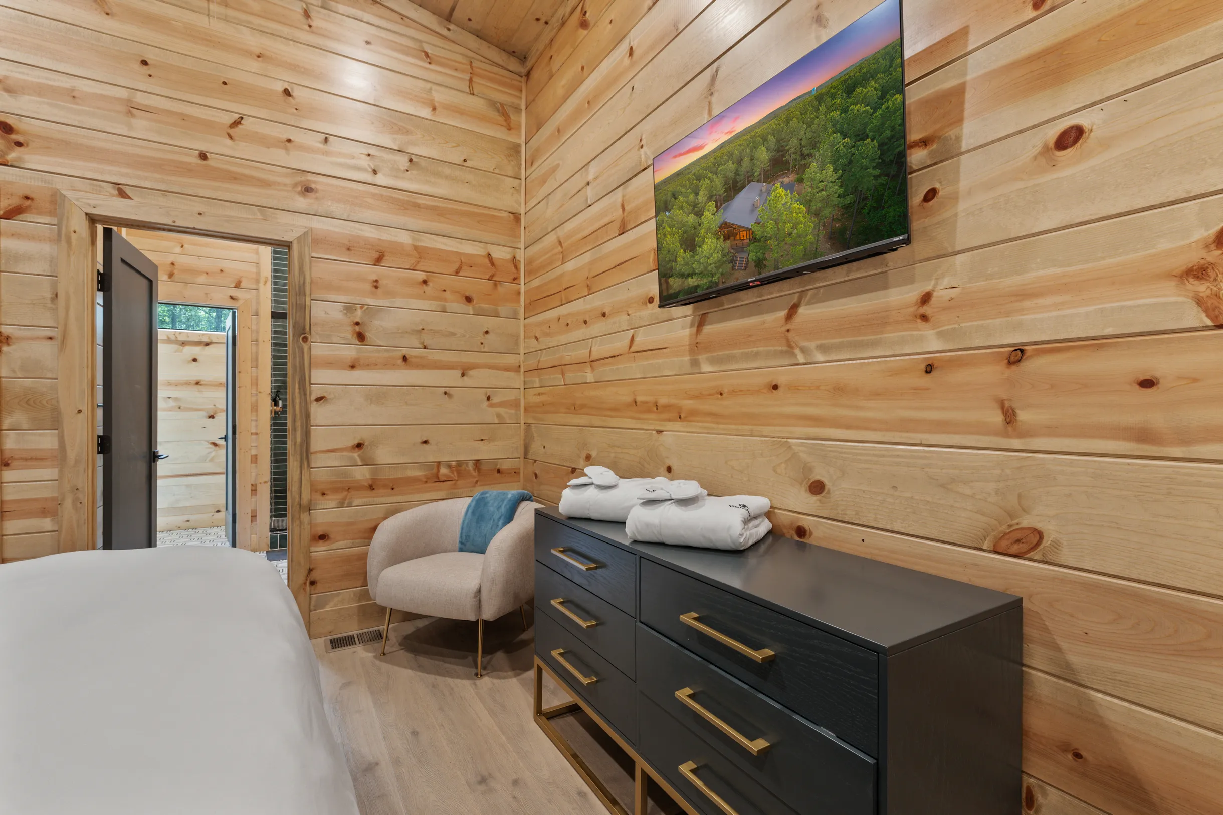 Wander Broken Bow Zephyr #83