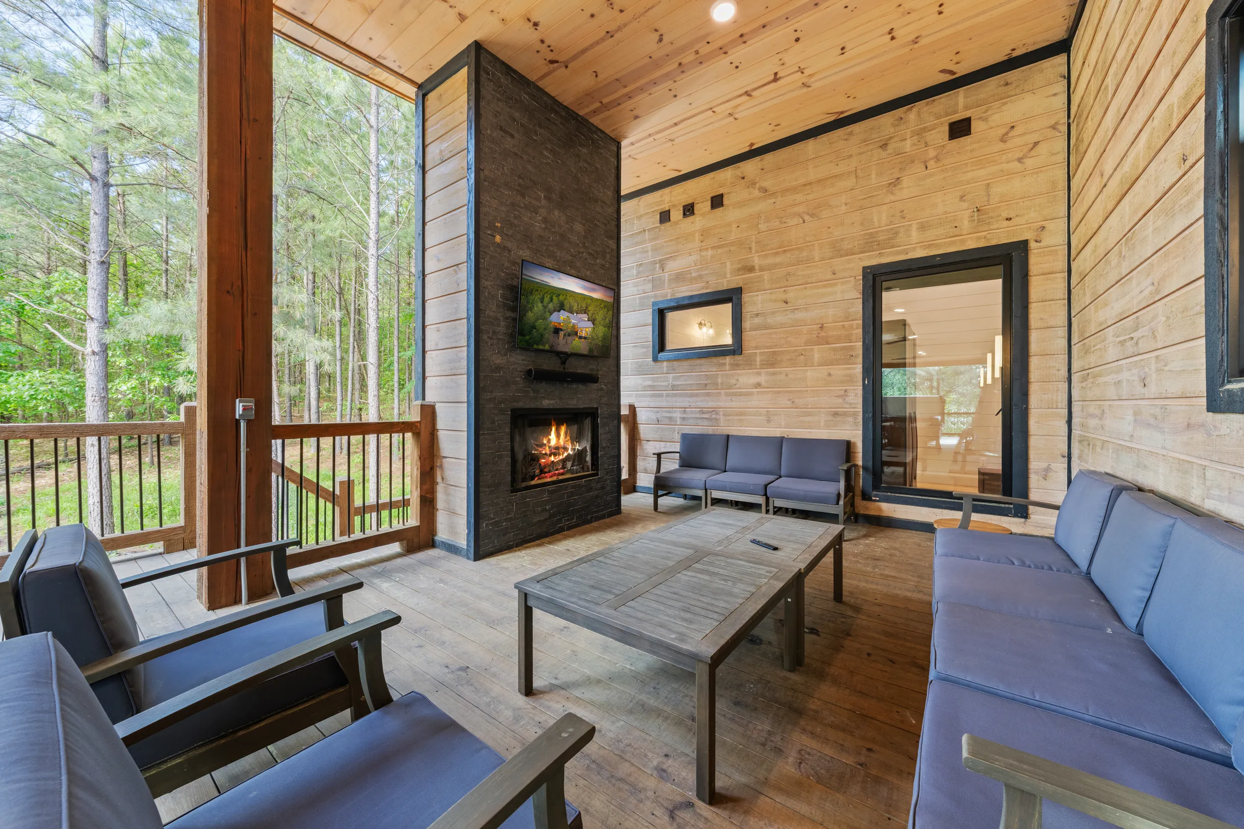 Wander Broken Bow Glow #133