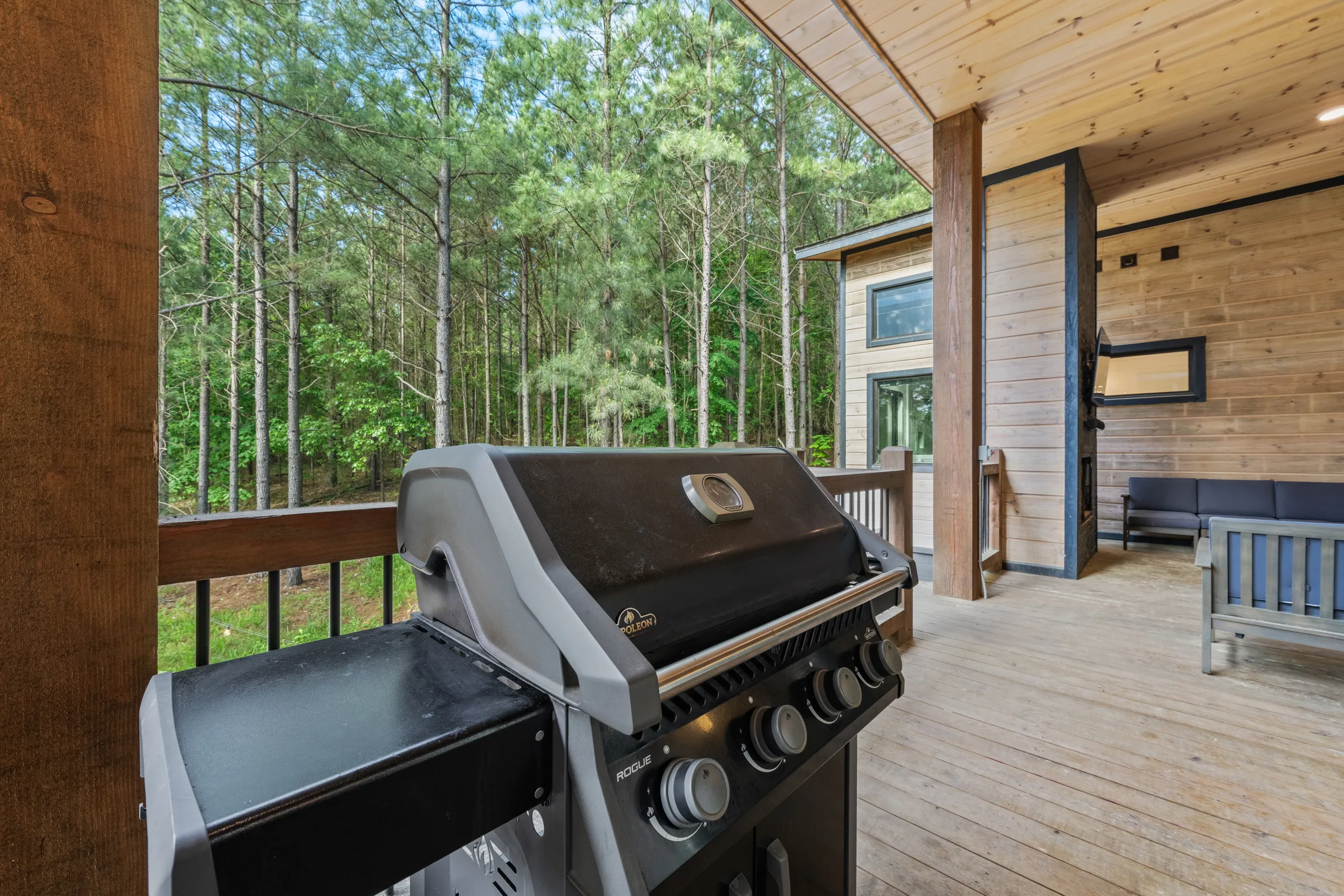 Wander Broken Bow Glow #136