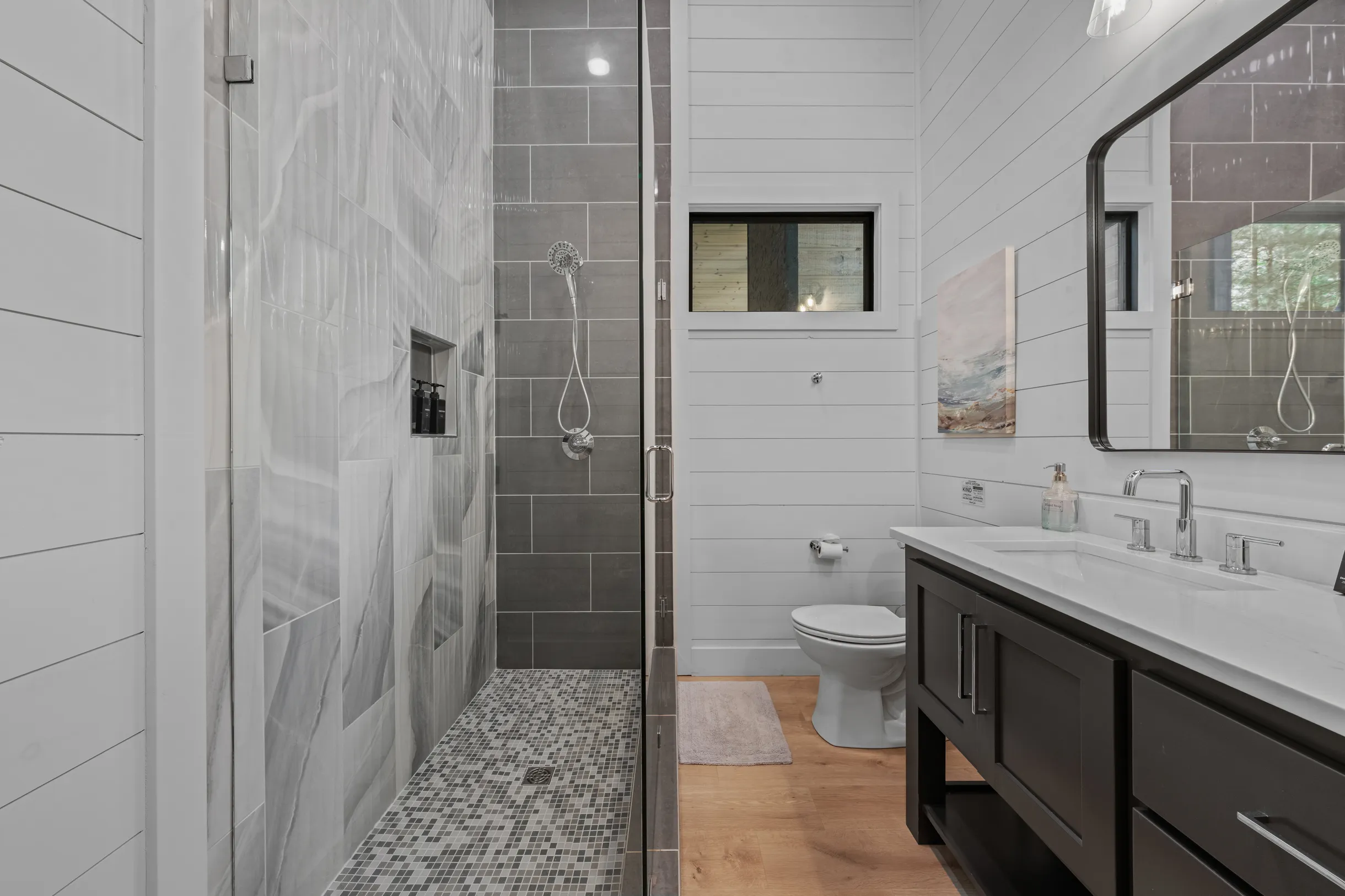 Wander Broken Bow Glow #60