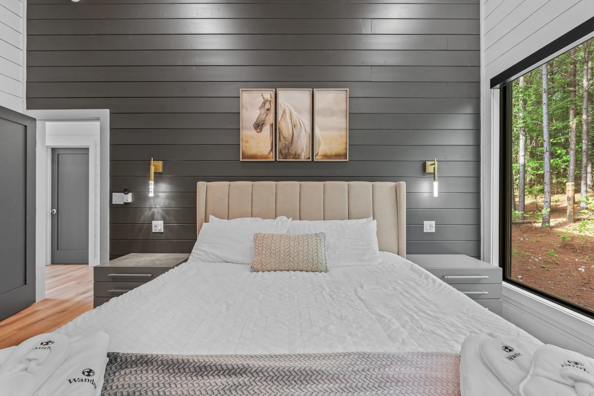 Wander Broken Bow Glow #43