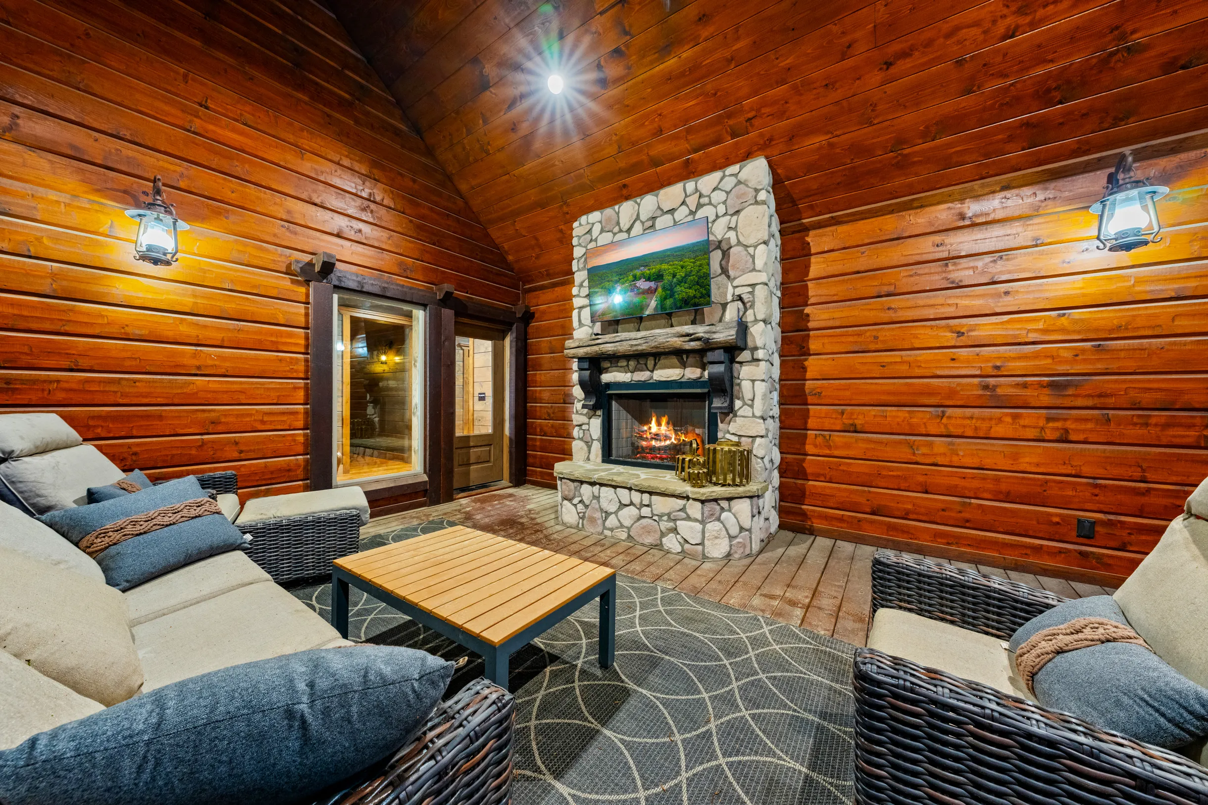 Wander Broken Bow Springs #6