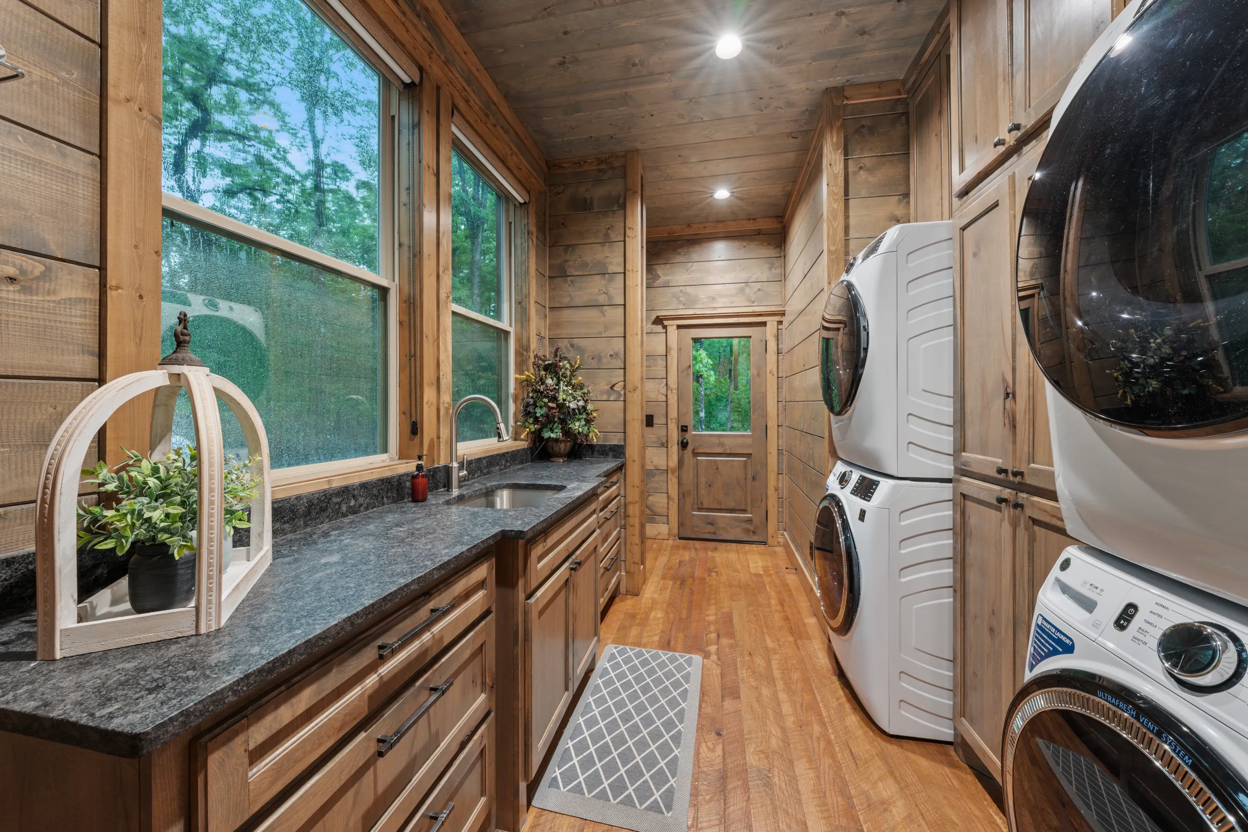 Wander Broken Bow Springs #7