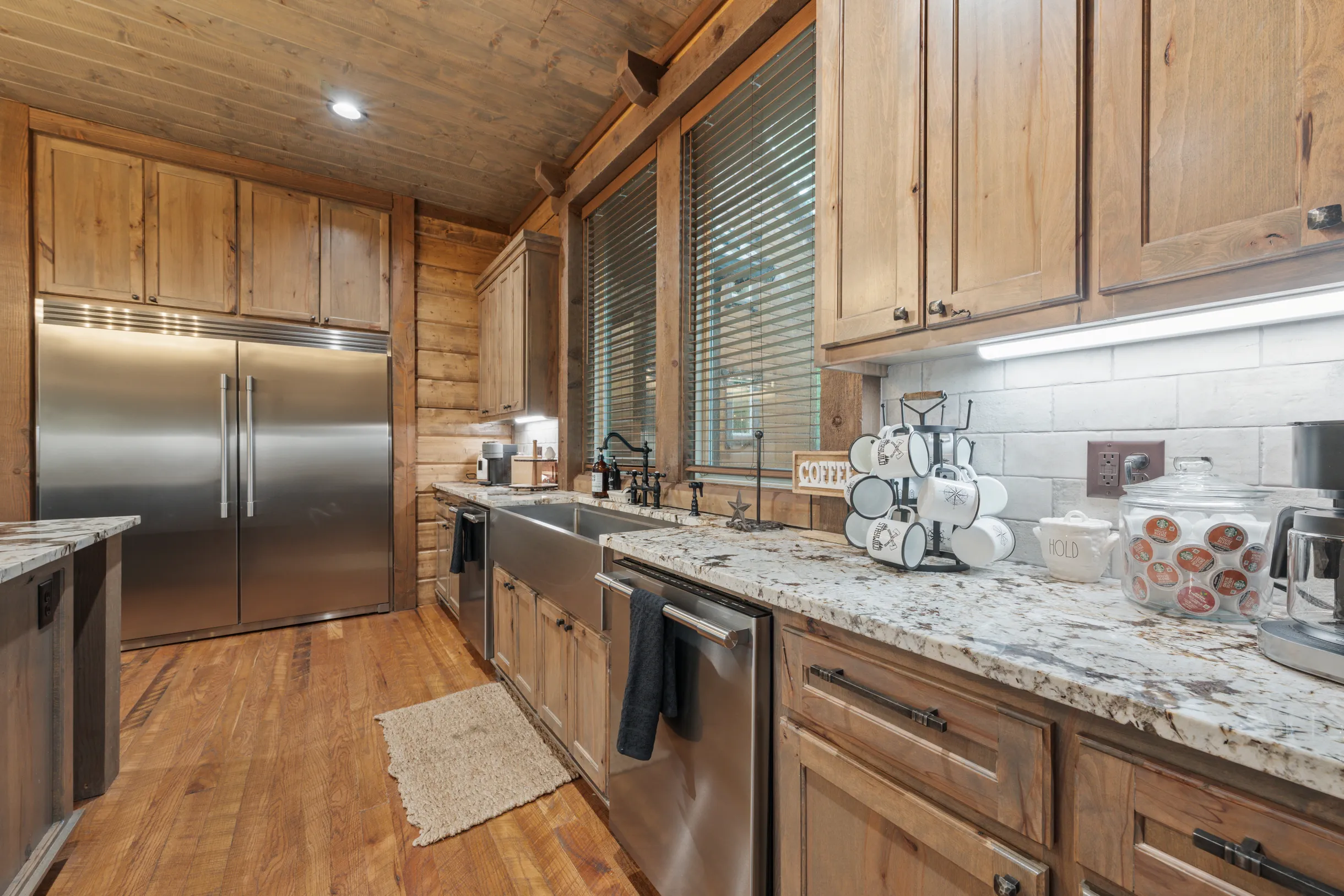 Wander Broken Bow Springs #104