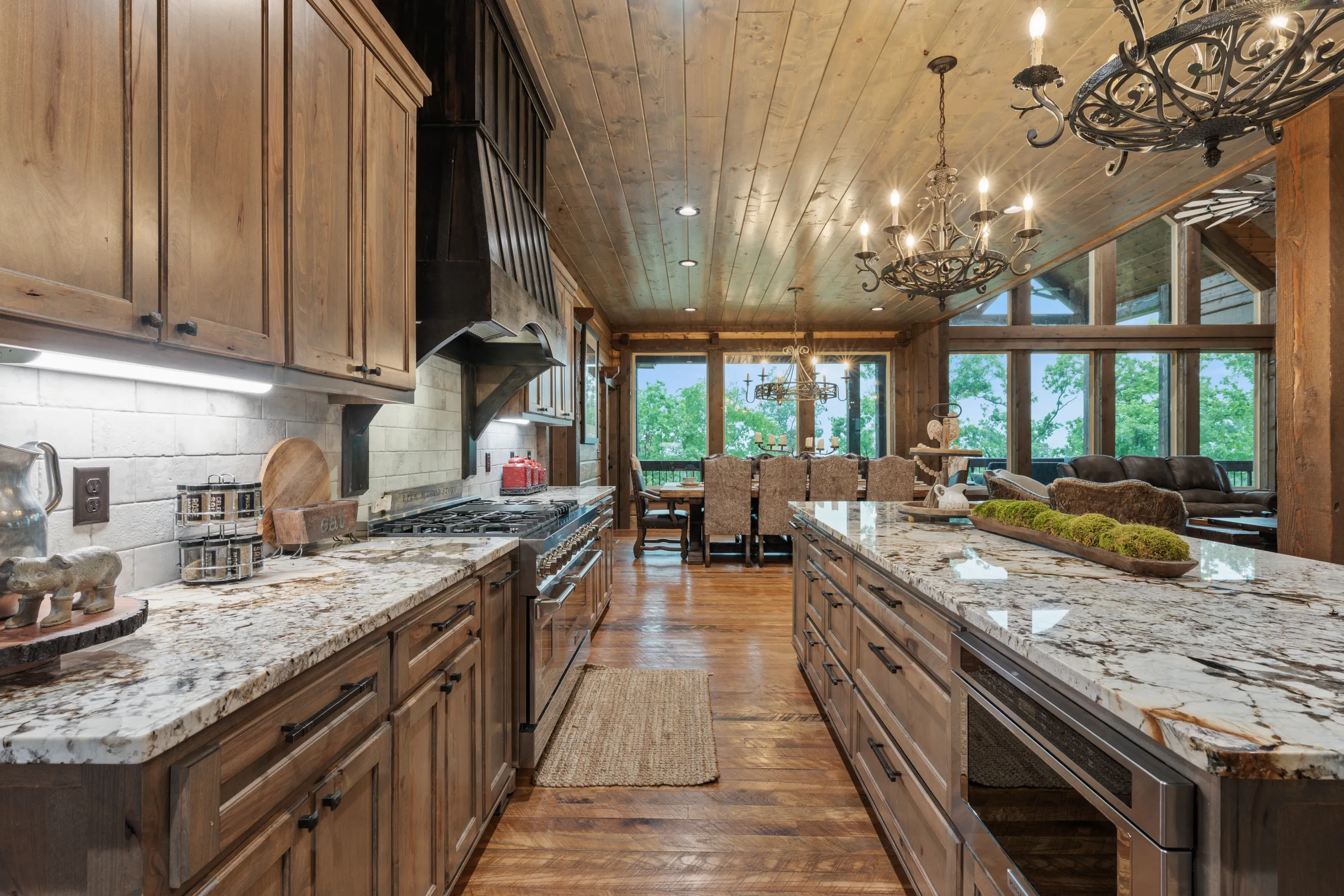 Wander Broken Bow Springs #109