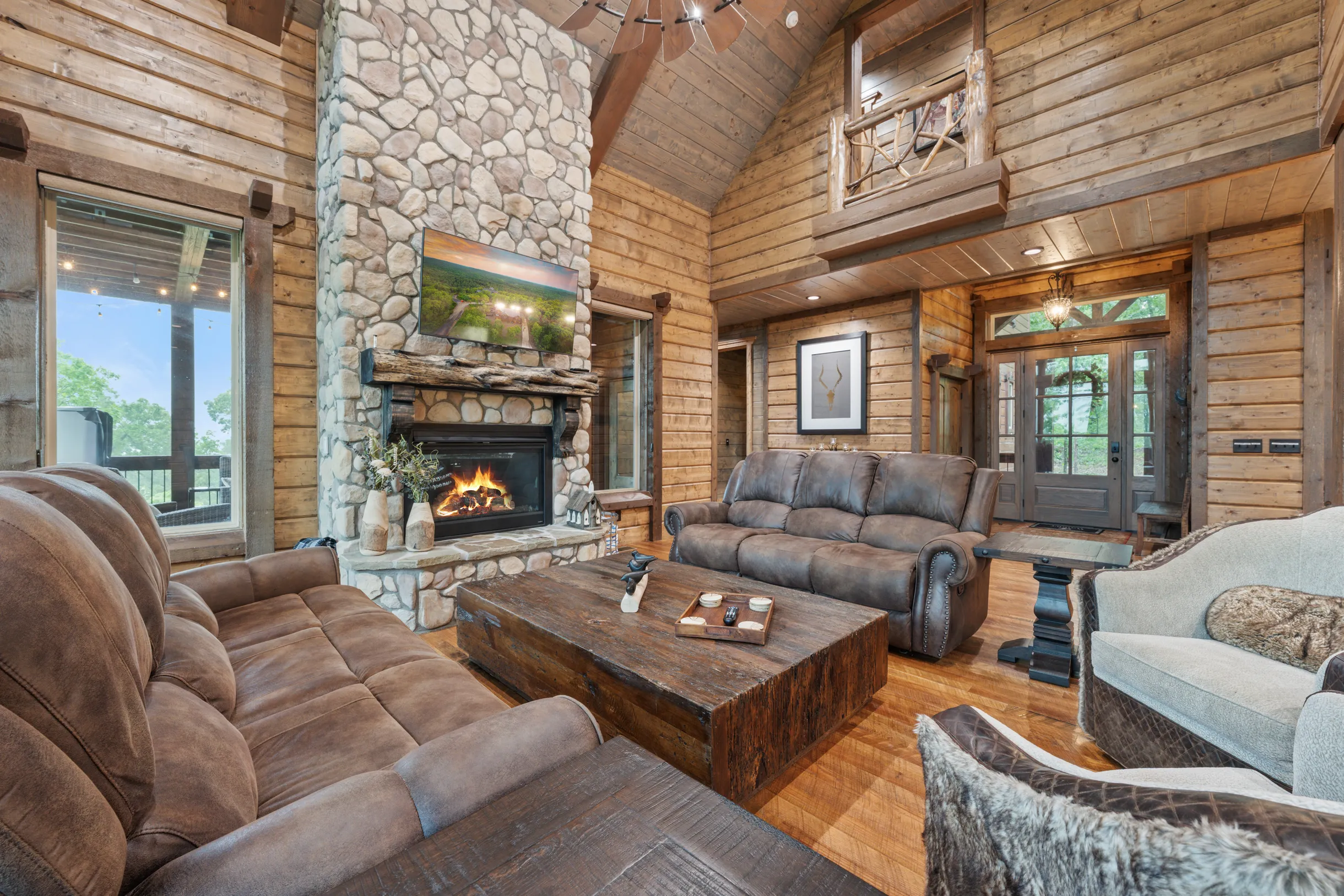 Wander Broken Bow Springs #64