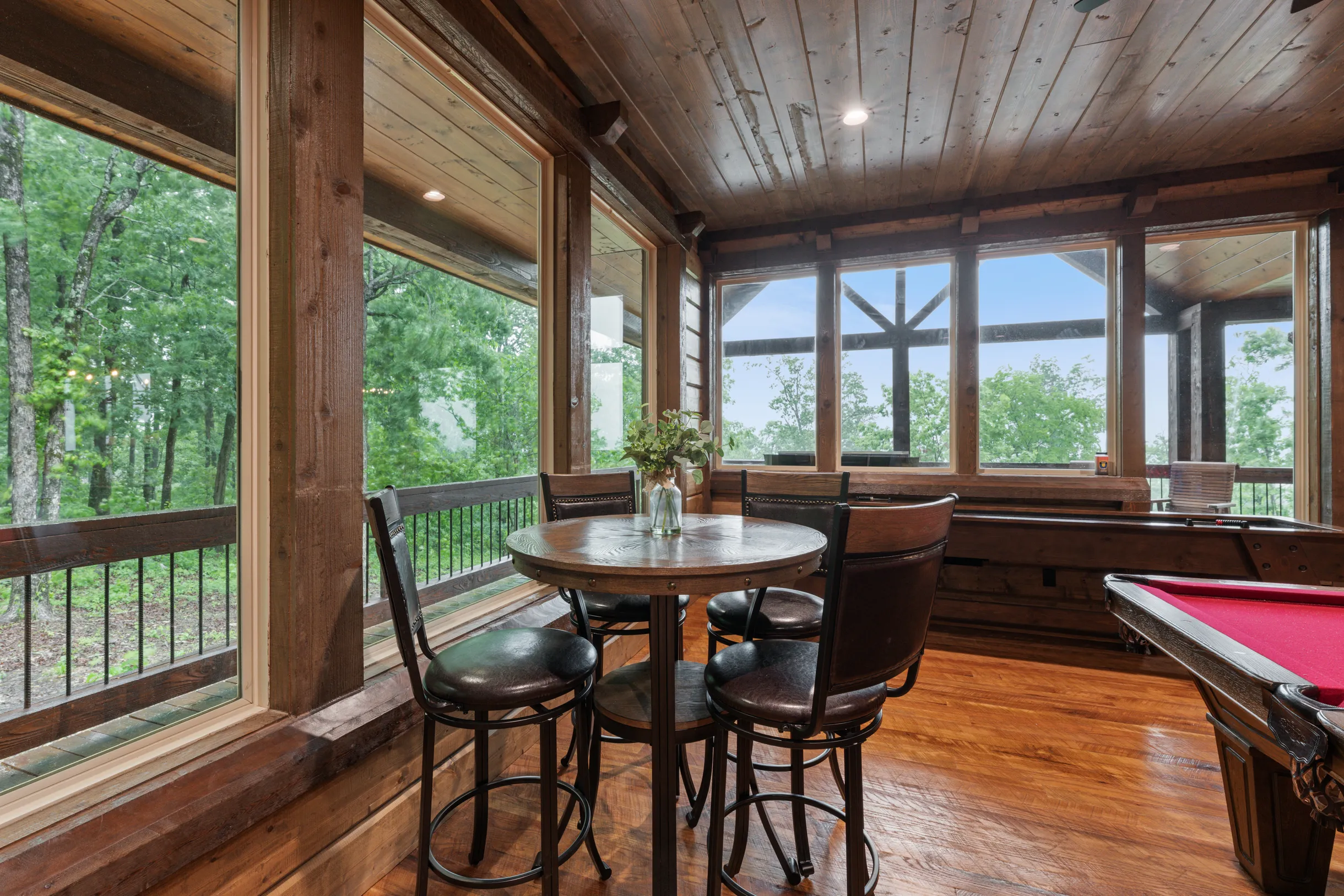 Wander Broken Bow Springs #105