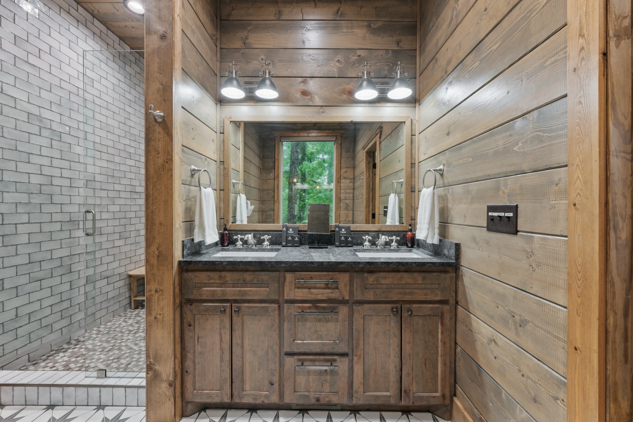 Wander Broken Bow Springs #13