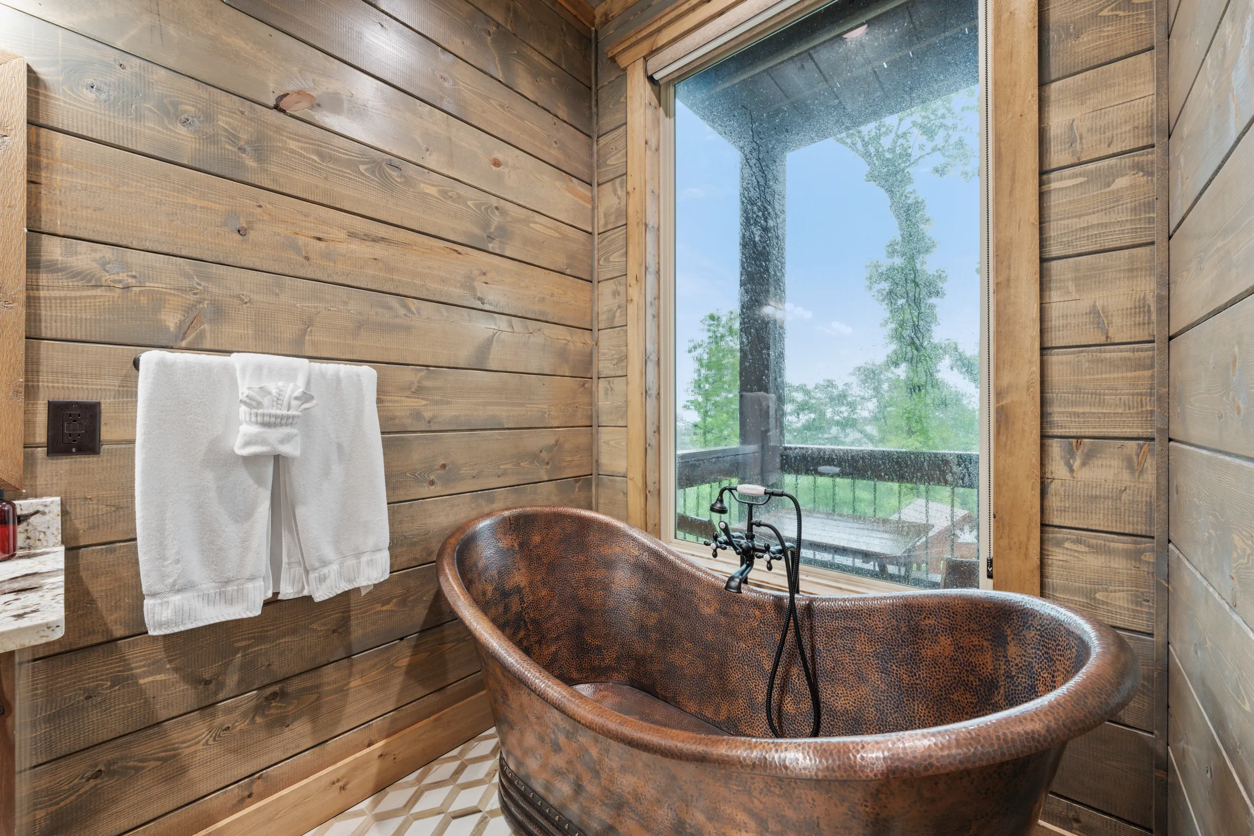 Wander Broken Bow Springs #81