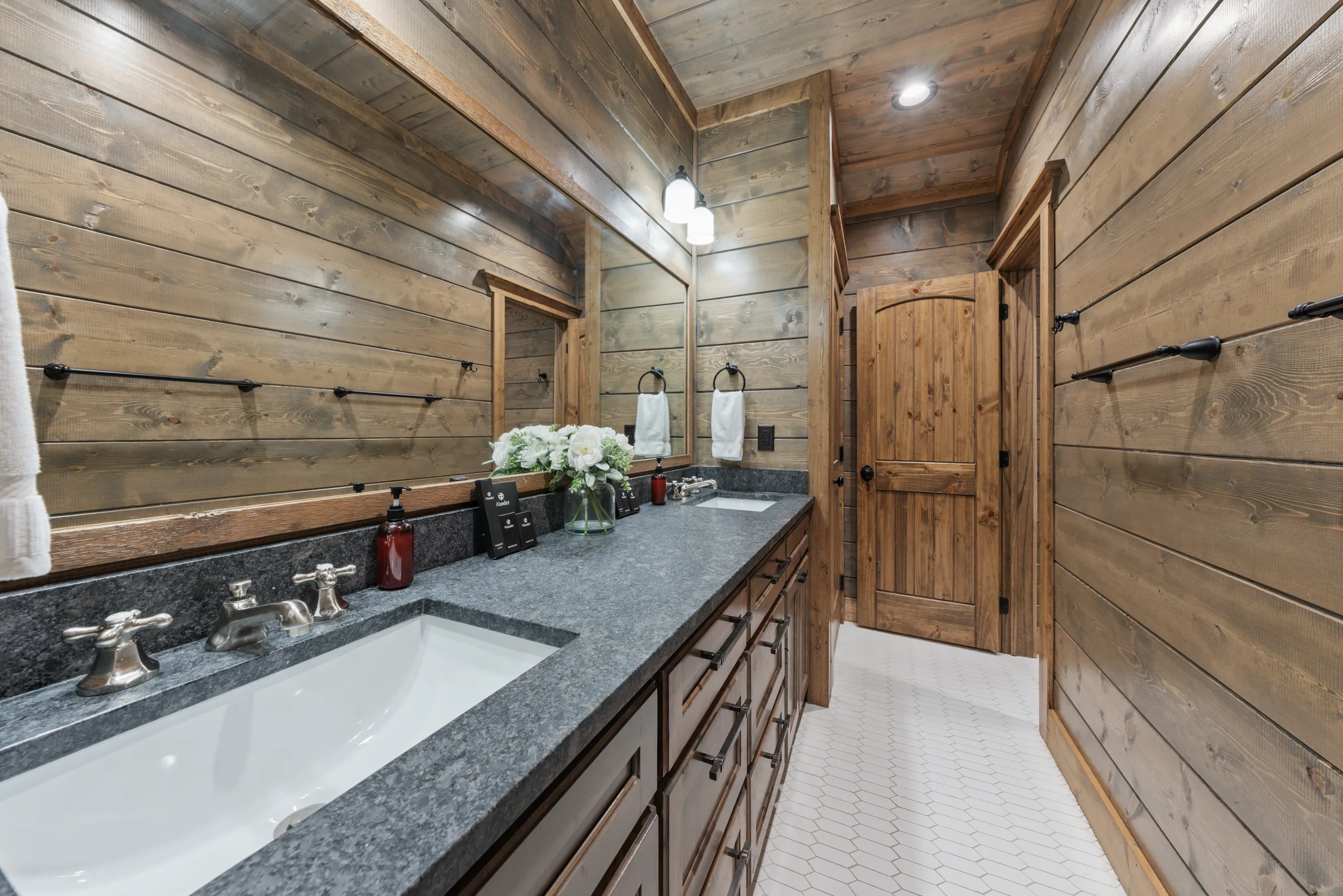 Wander Broken Bow Springs #18