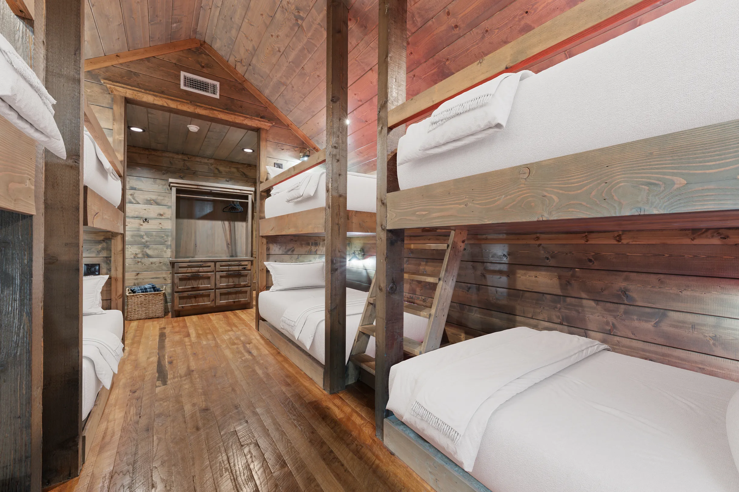 Wander Broken Bow Springs #93