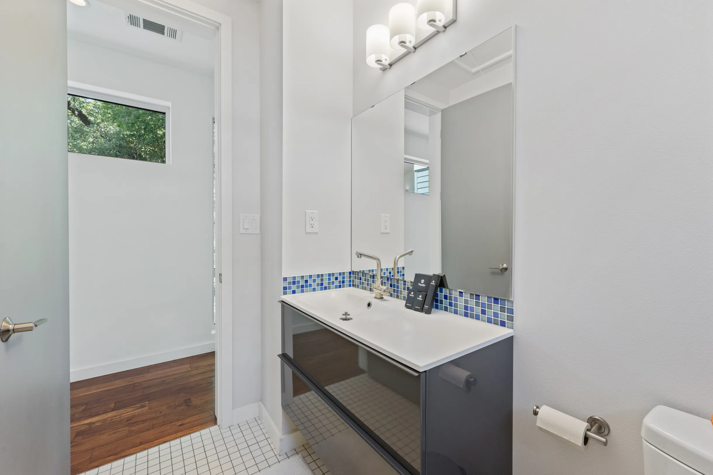 Wander Austin Sanctuary #43