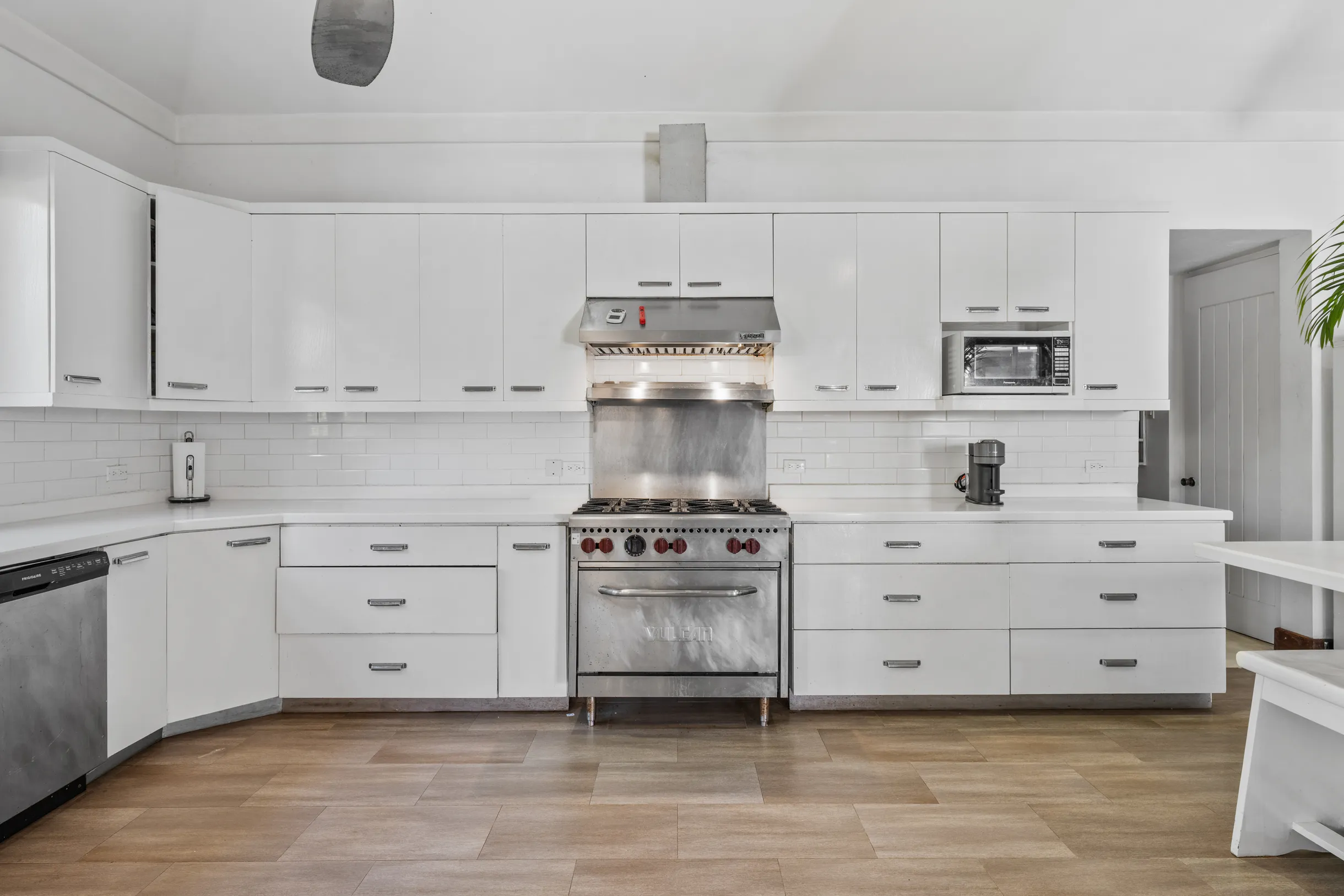 Wander Saint Ann Cove #25