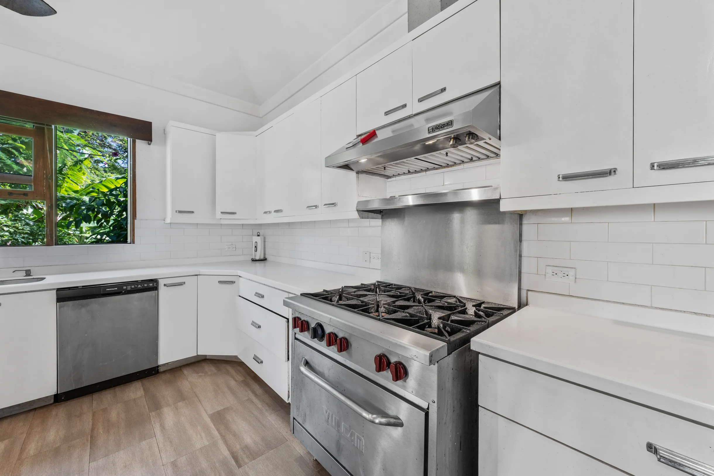 Wander Saint Ann Cove #121