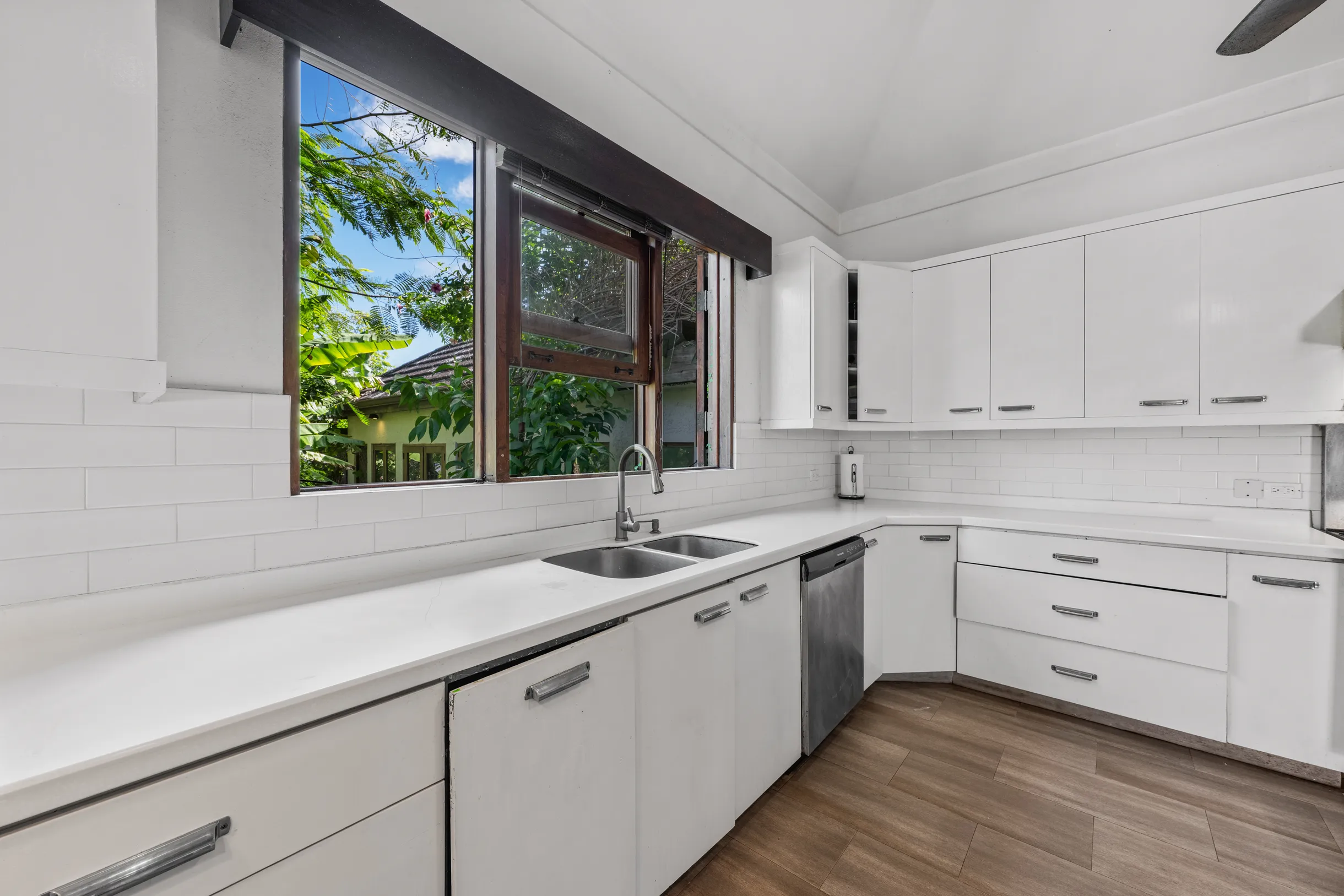 Wander Saint Ann Cove #123