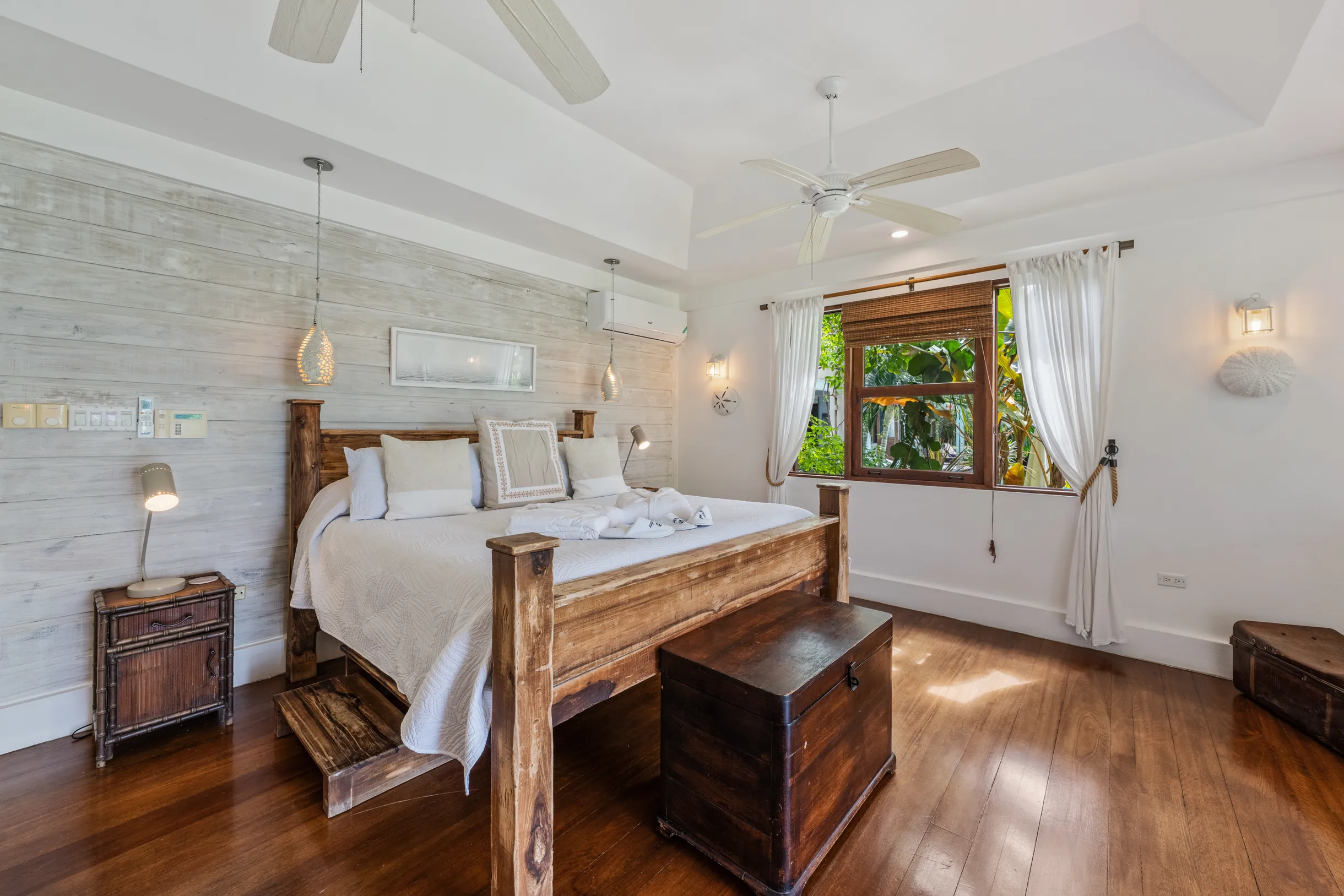 Wander Saint Ann Cove #50