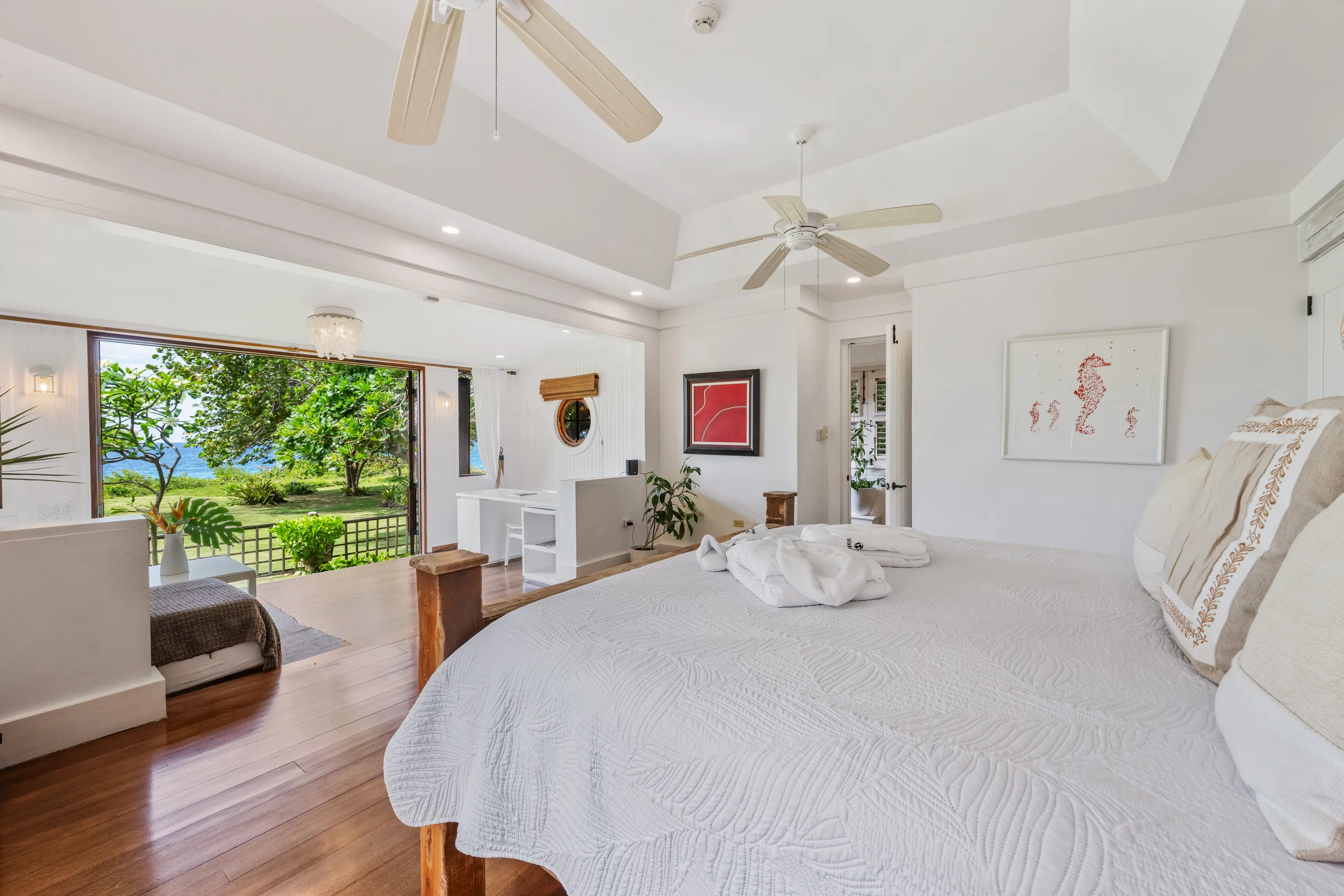 Wander Saint Ann Cove #99