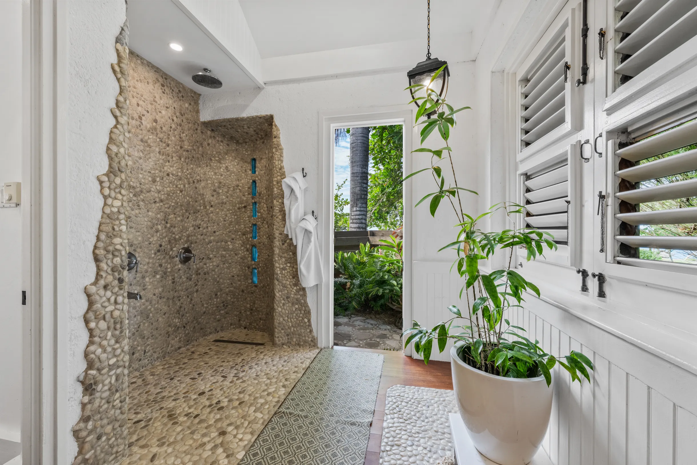 Wander Saint Ann Cove #86