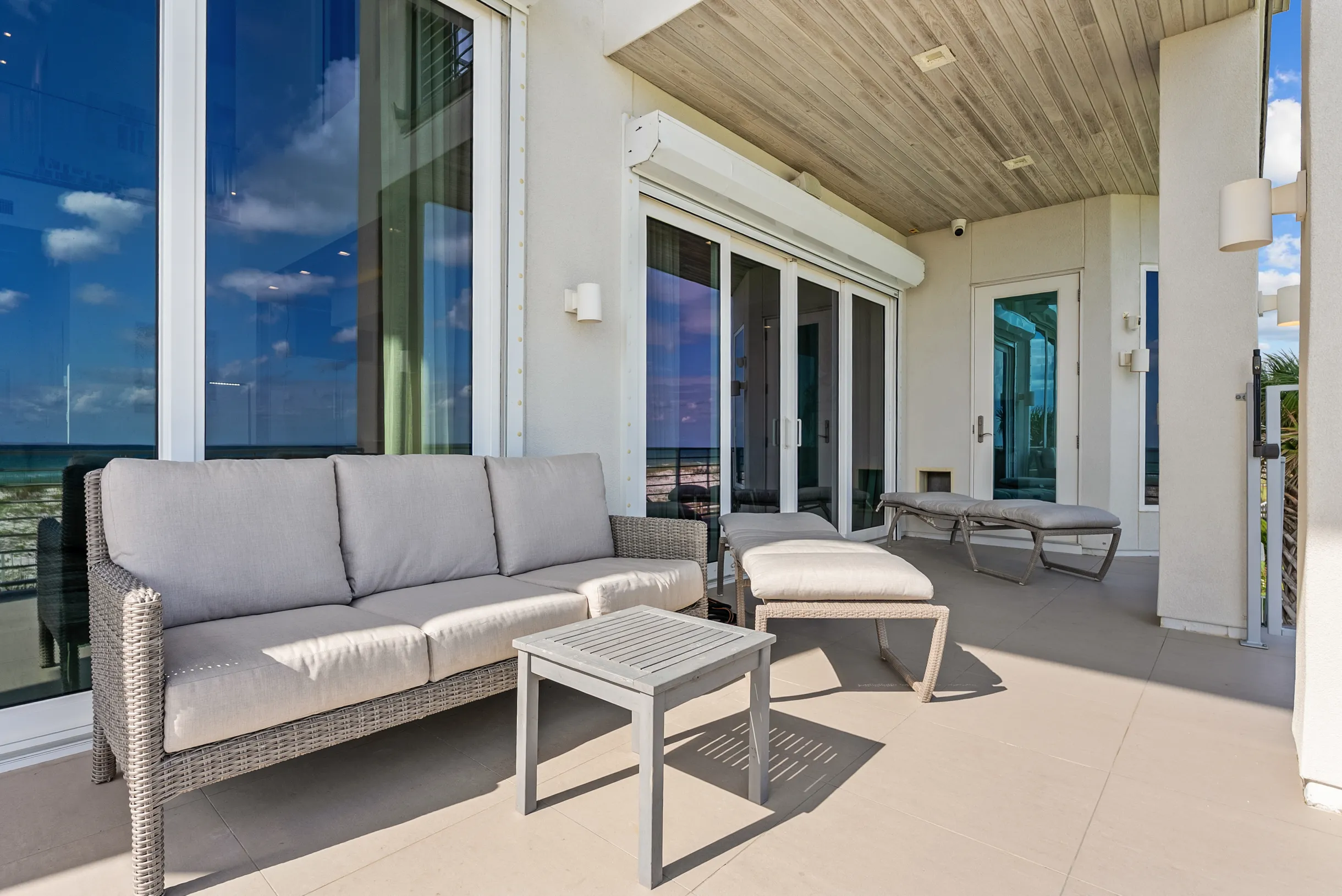 Wander Pensacola Beach #110