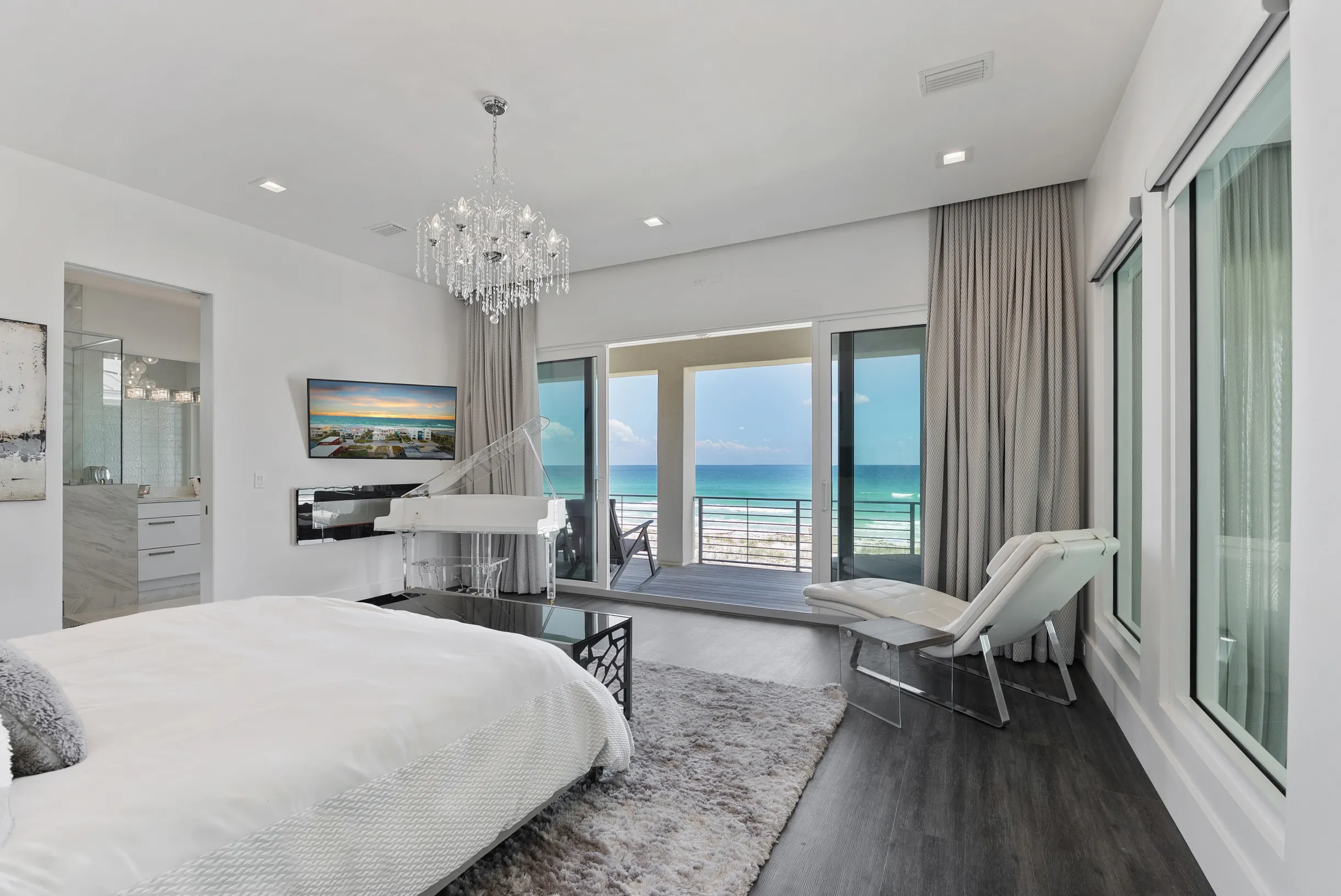 Wander Pensacola Beach #128