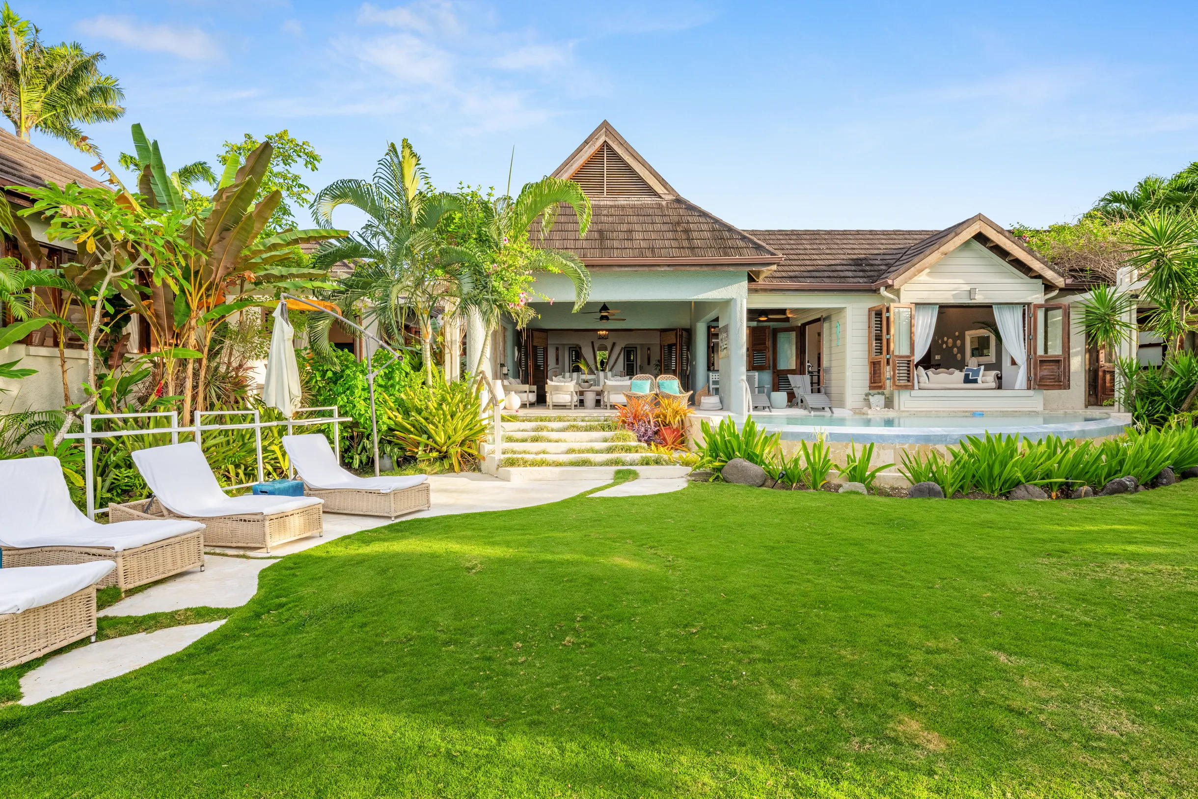 Wander Saint Ann Cove #106