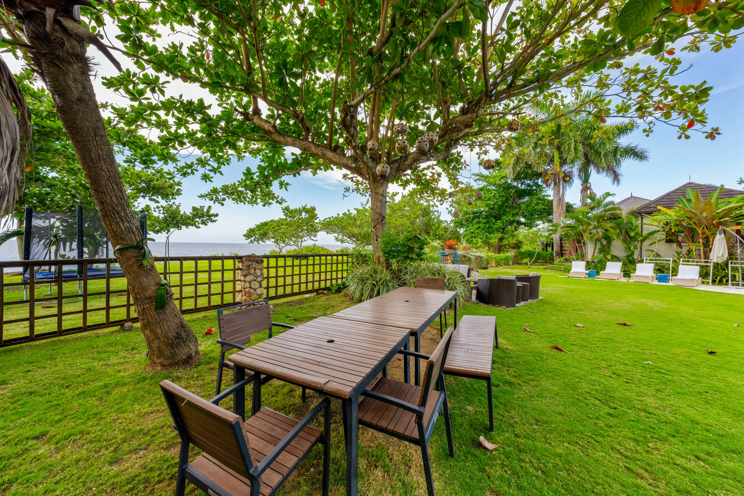 Wander Saint Ann Cove #120