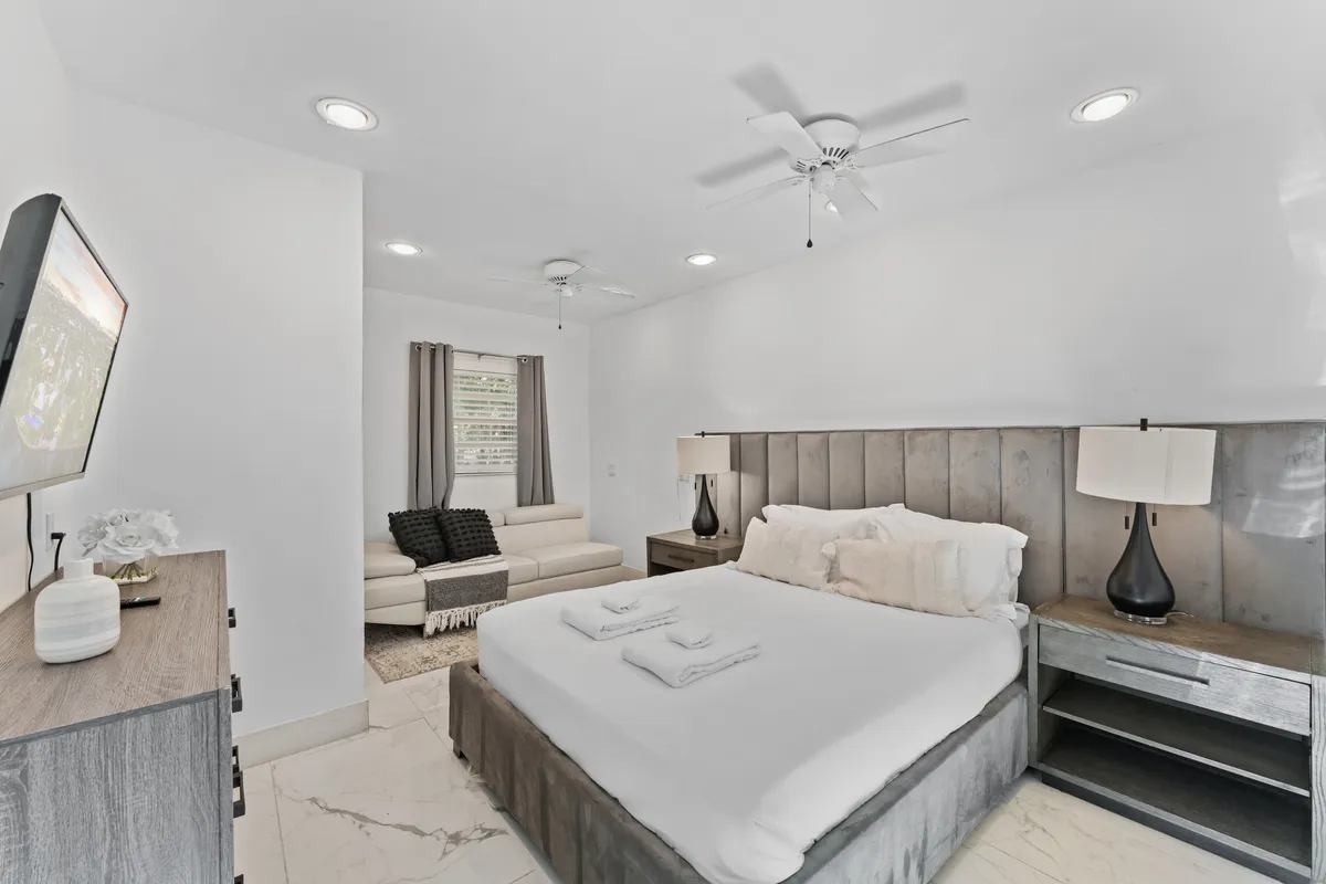 Bedroom 3 image