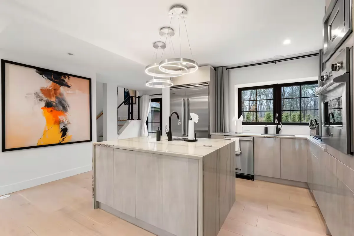 Wander Charles River Chateau #26