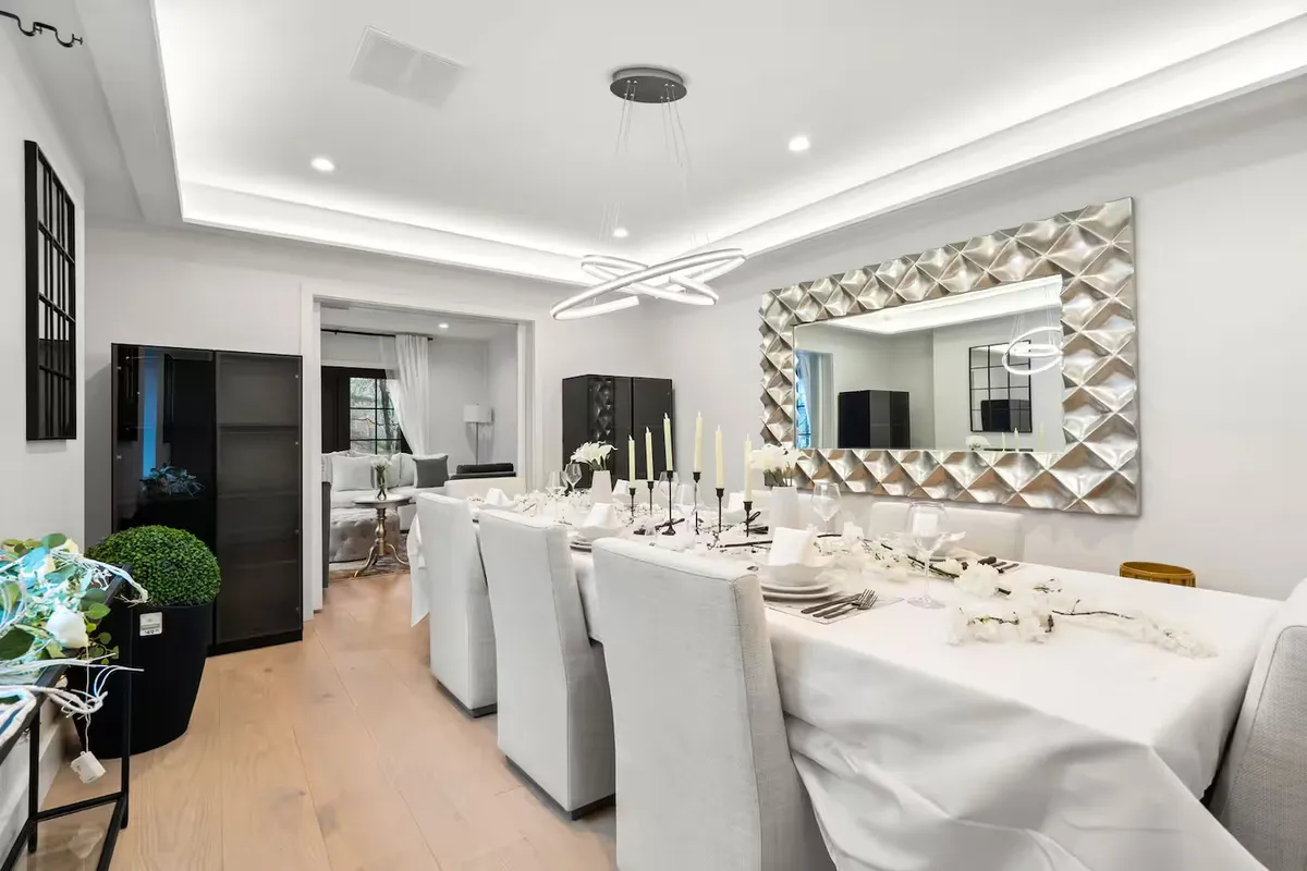 Wander Charles River Chateau #8