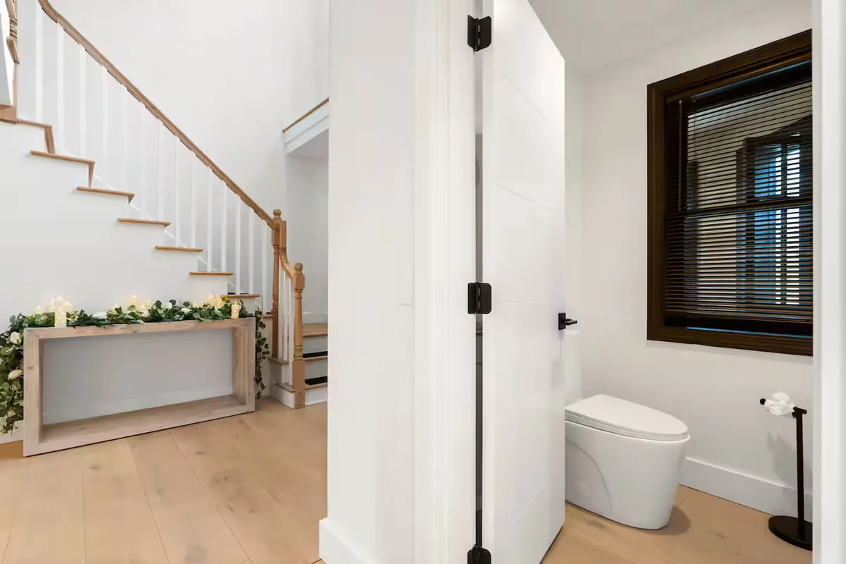 Wander Charles River Chateau #9