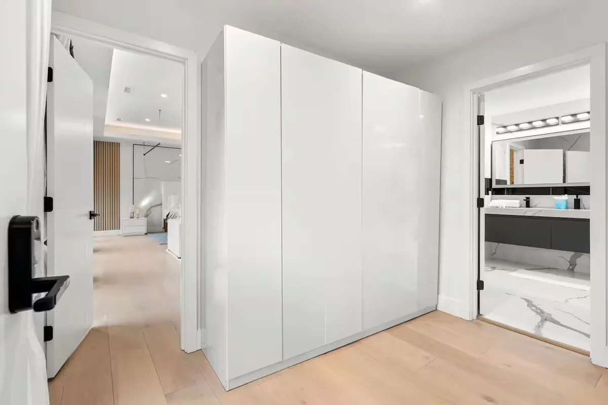 Wander Charles River Chateau #56