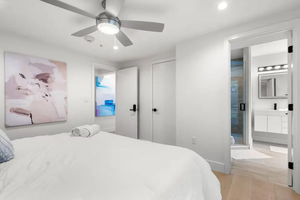 Wander Charles River Chateau #31