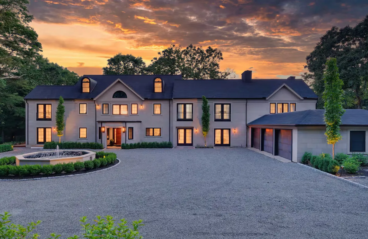 Wander Charles River Chateau #4