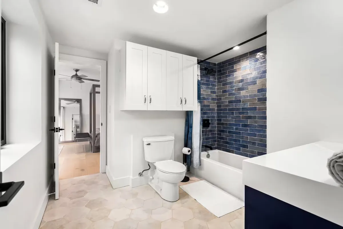 Wander Charles River Chateau #39