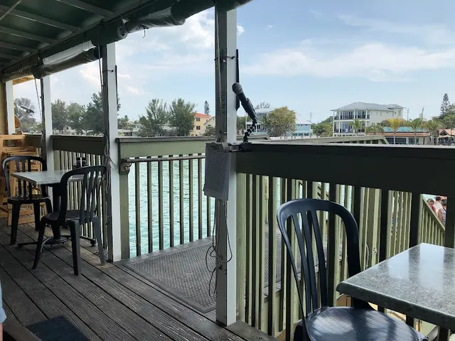 Rod and Reel Pier