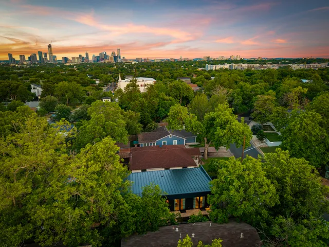 Wander Austin Oasis
