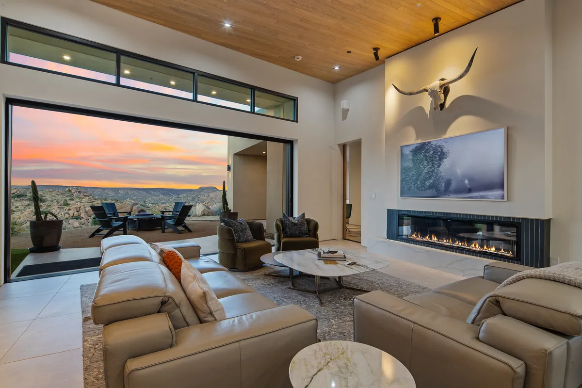 Wander Yucca Valley Haven