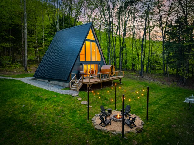 Wander Catskills Ridge