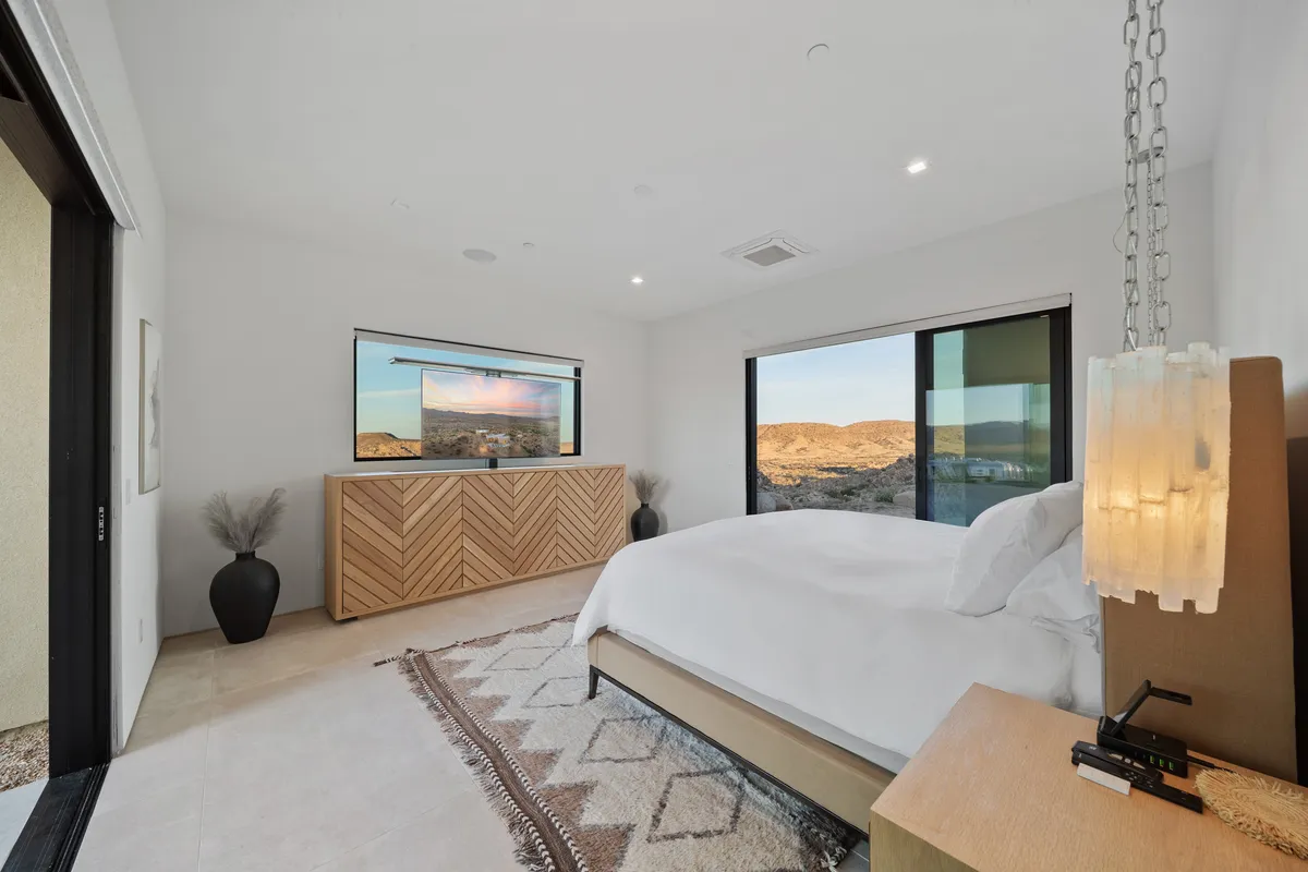 Wander Yucca Valley Haven