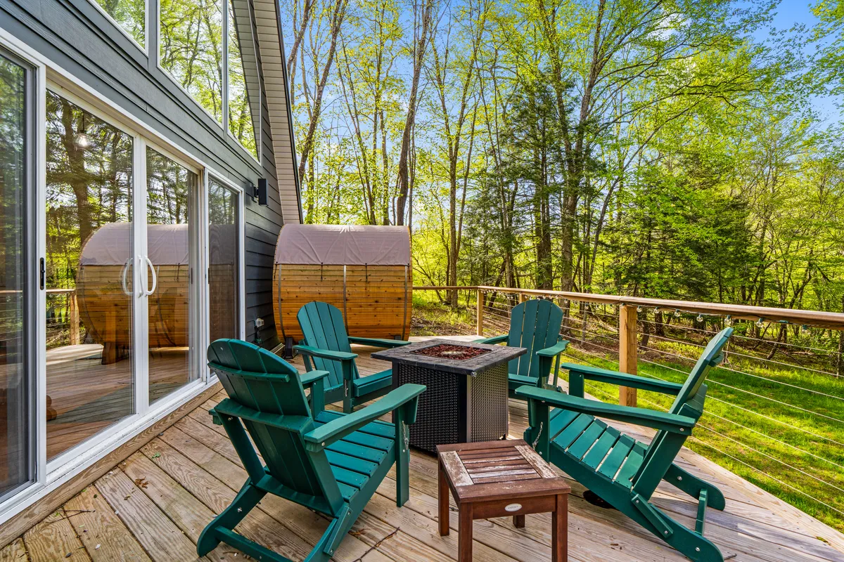 Wander Catskills Ridge