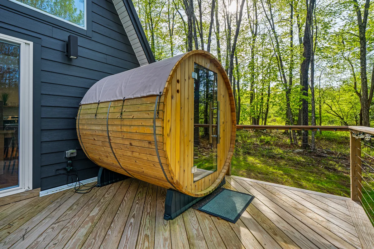 Wander Catskills Ridge