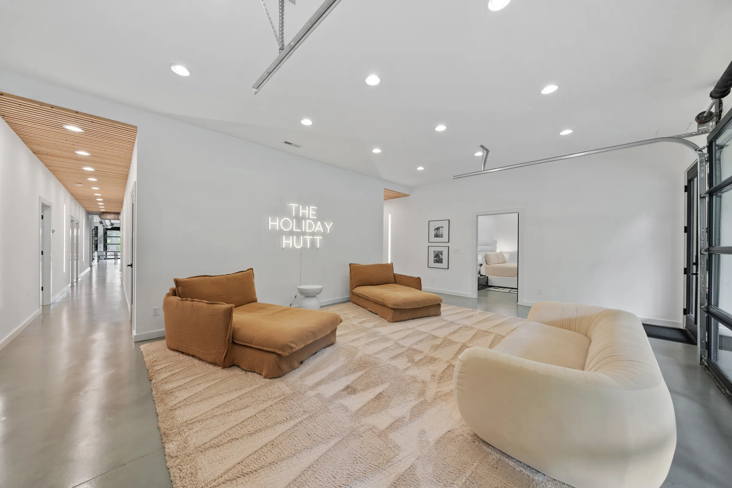 Wander Monroe Hollow #8